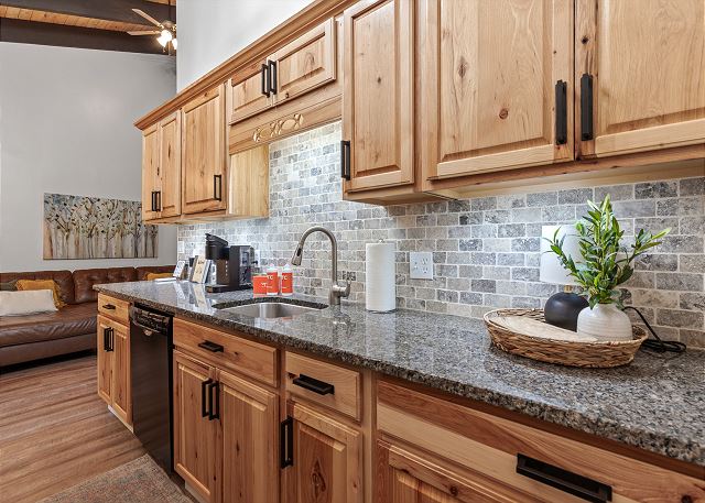 New Listing! Resort Lake Condo | Prime Location | Fire Pit 6