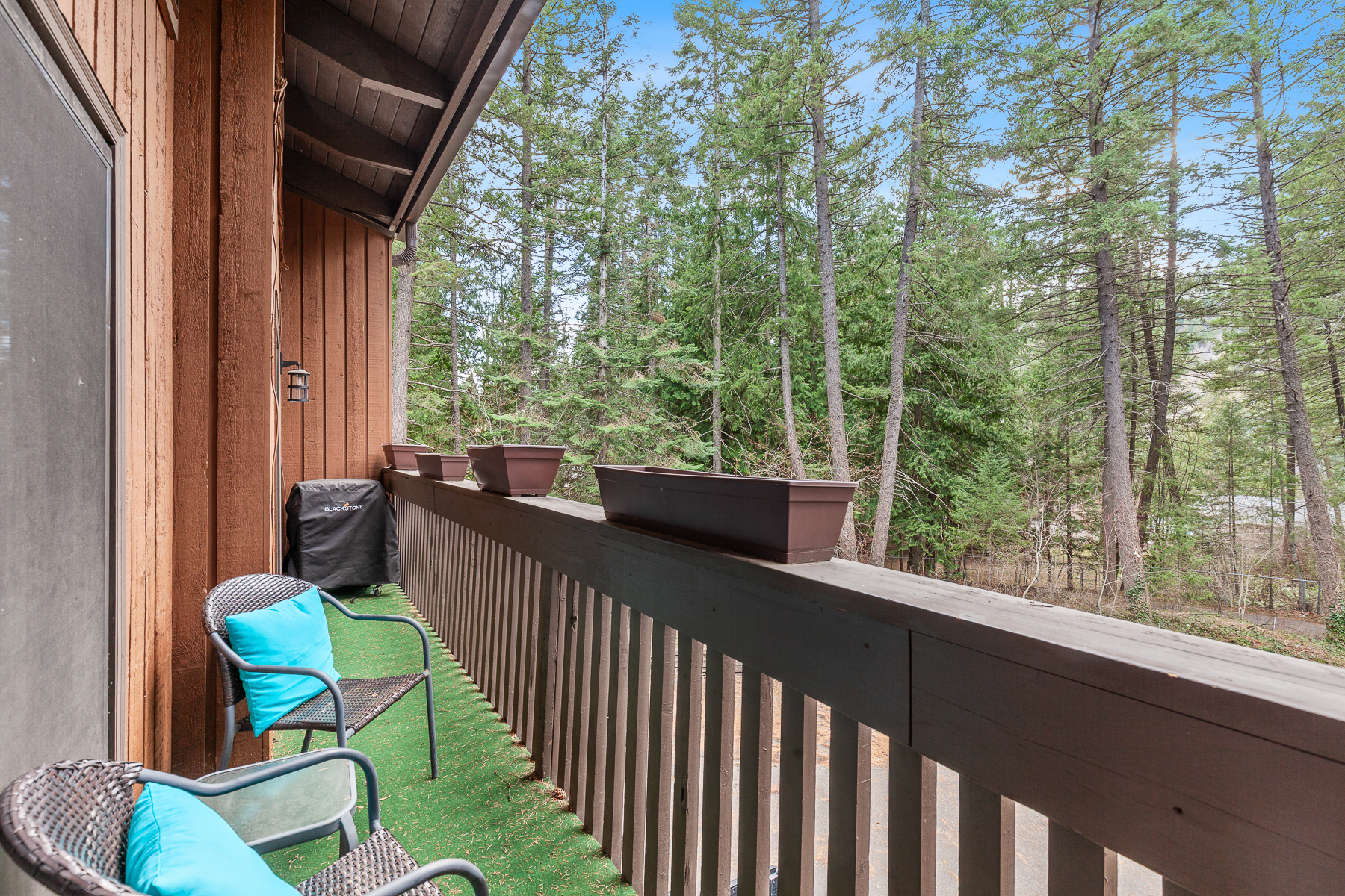 New Listing! Resort Lake Condo | Prime Location | Fire Pit | Photo 4