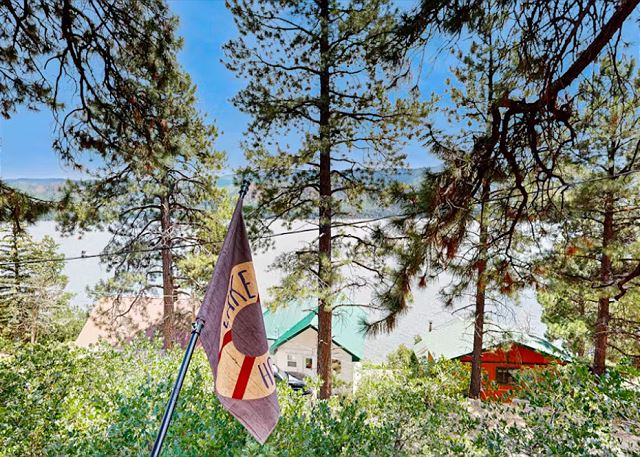 New Listing! Dog-Friendly Lake Cabin with Stunning Views, Deck, Grill 8