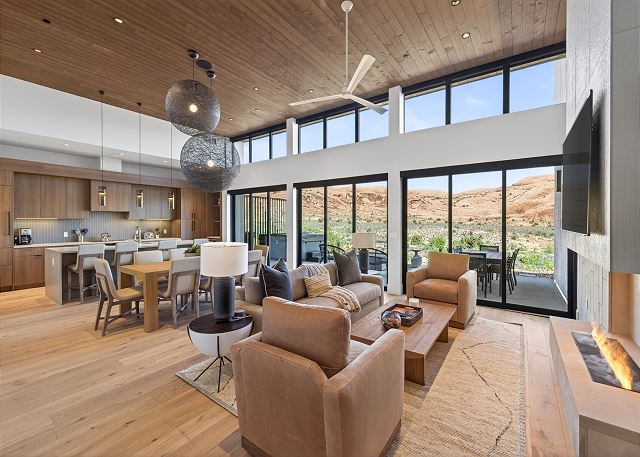 New Listing! Luxury Moab Retreat | Hot Tub + Epic Views 3