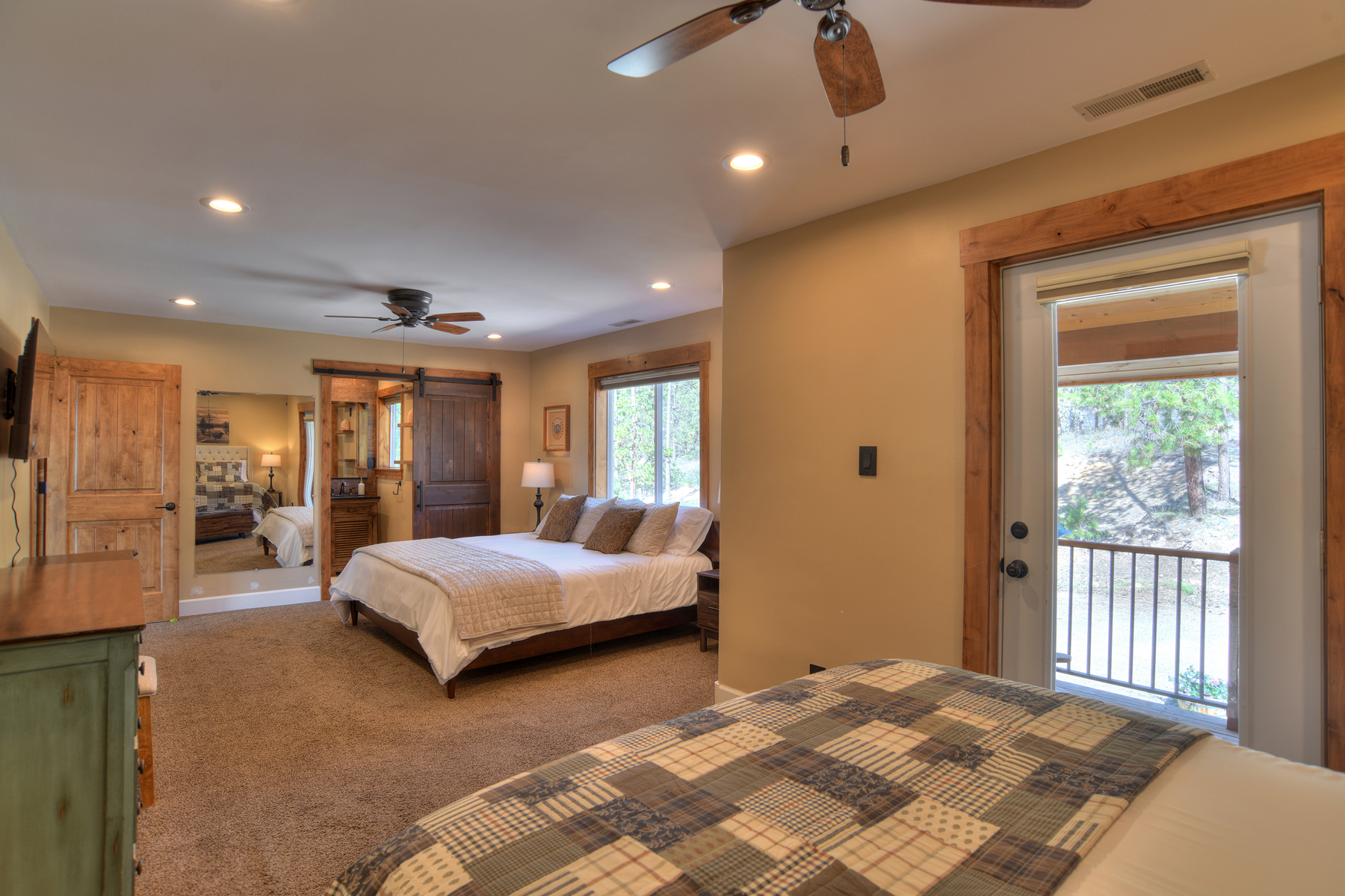 2nd Master Bedroom - King, Queen, TV, Deck (with views) and attached bathroom