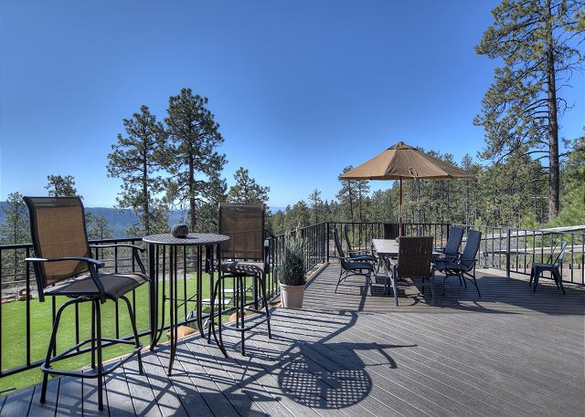 Mountain Home on 8 Acres - Amazing Views / Outdoor Spaces - 19 Min to DGO 3