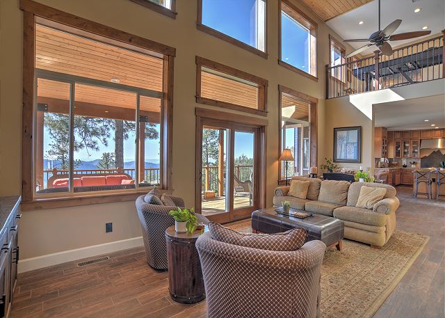 Mountain Home on 8 Acres - Amazing Views / Outdoor Spaces - 19 Min to DGO 6