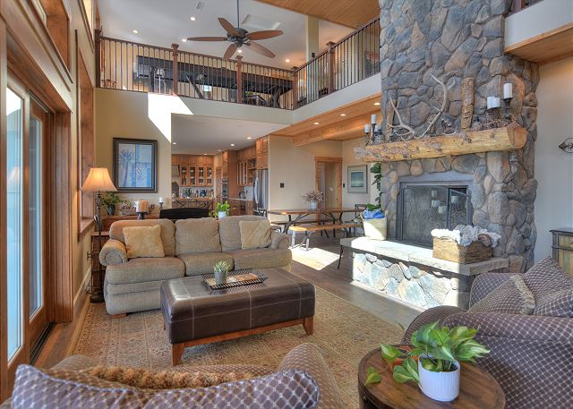 Mountain Home on 8 Acres - Amazing Views / Outdoor Spaces - 19 Min to DGO 7