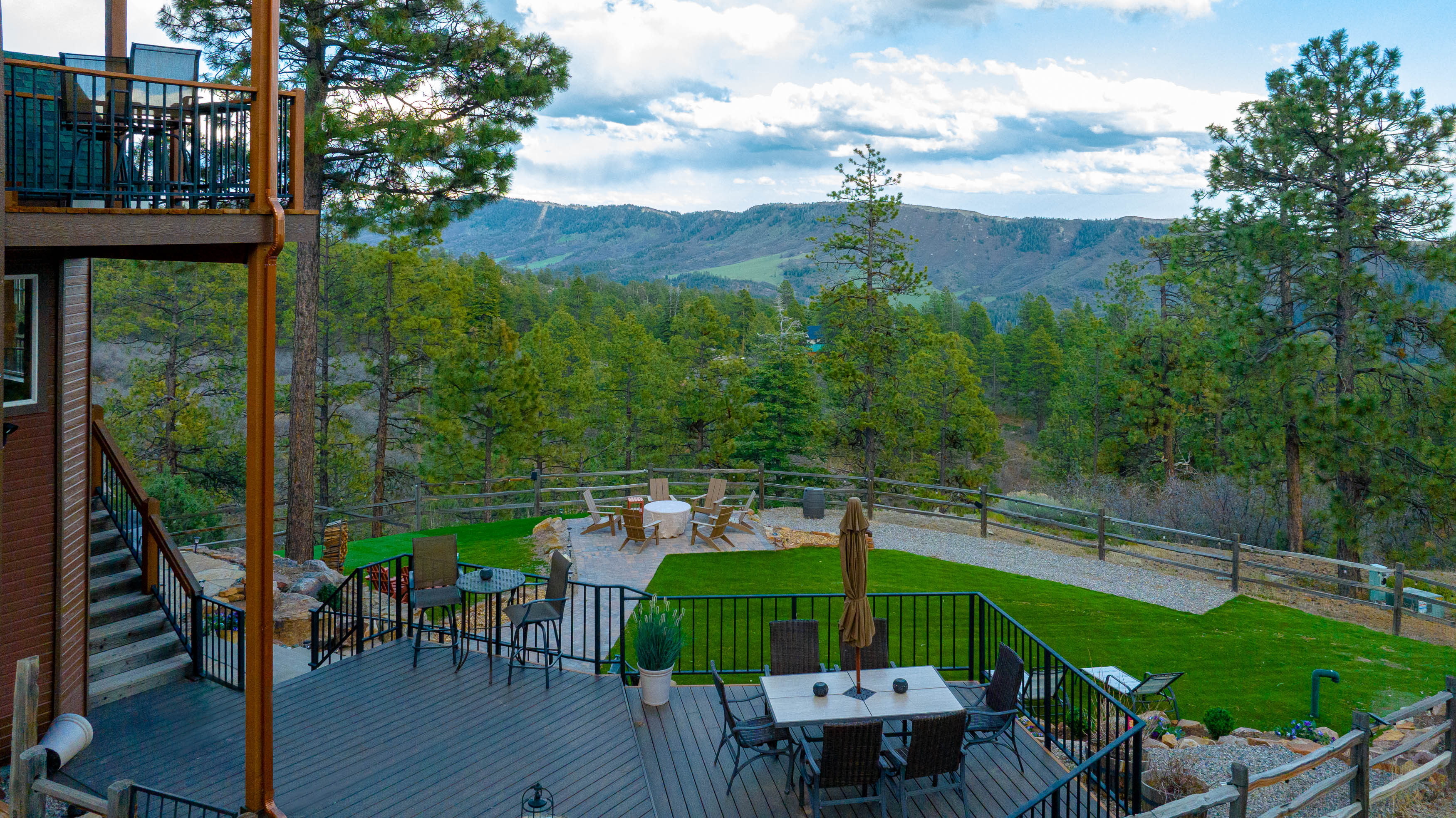 Mountain Home on 8 Acres - Amazing Views / Outdoor Spaces - 19 Min to DGO | Photo 1