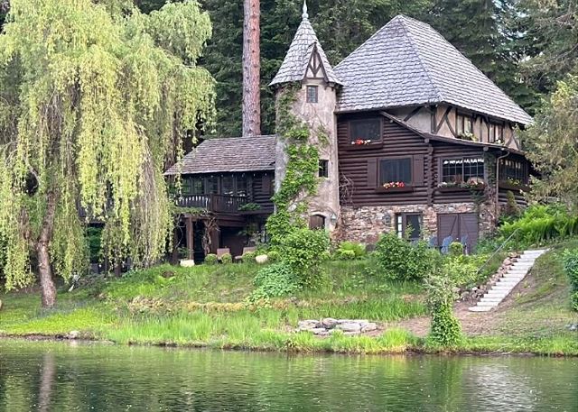 New Listing! Lakefront | Private Beach and Dock | 3 Master Suites | Hot Tub