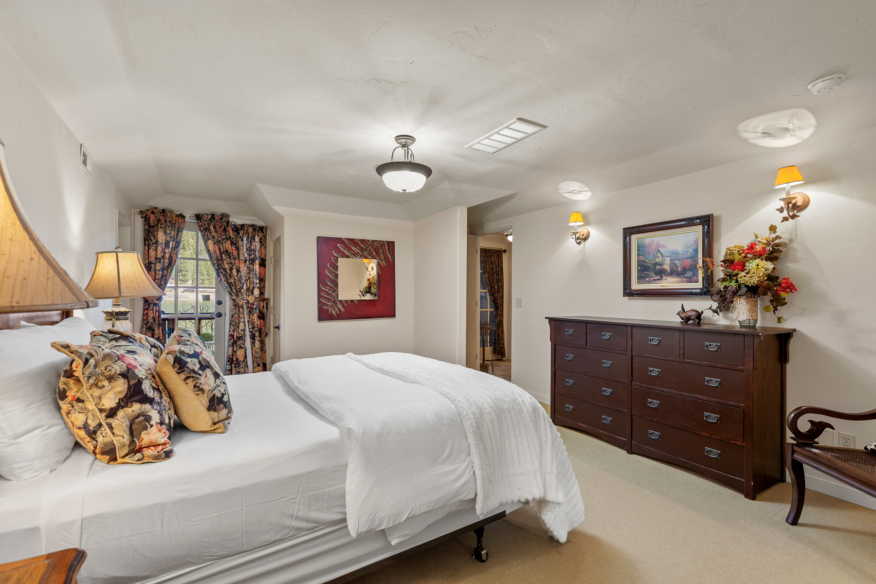 Bedroom Two - King Ensuite (Lower Level)