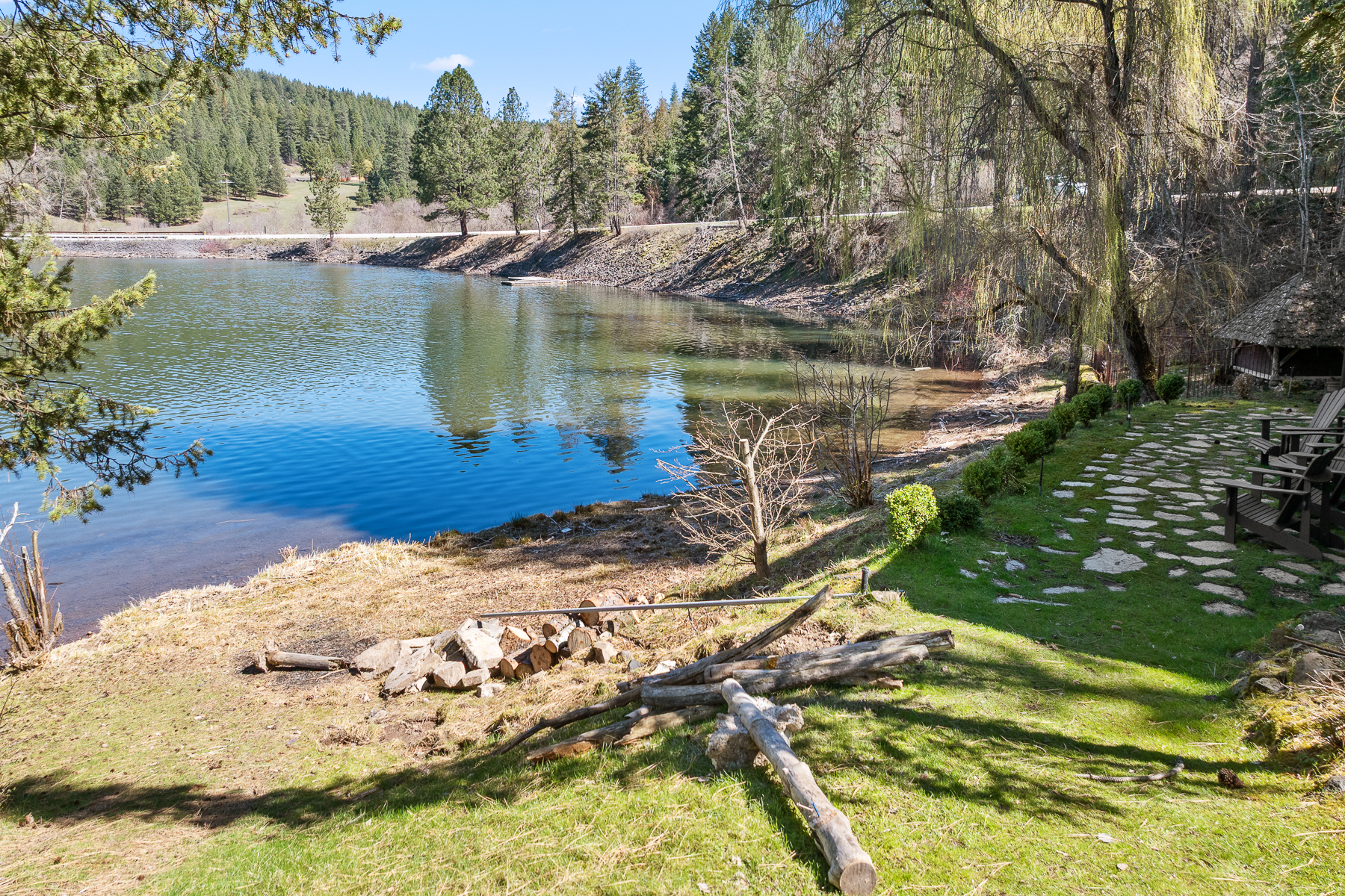 New Listing! Lakefront | Private Beach and Dock | 3 Master Suites | Hot Tub | Photo 31
