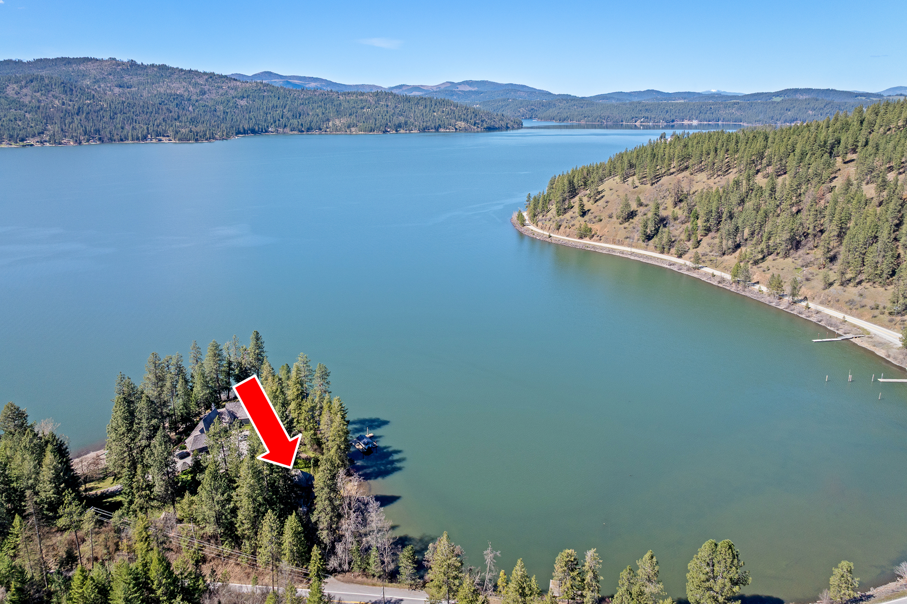 New Listing! Lakefront | Private Beach and Dock | 3 Master Suites | Hot Tub | Photo 34