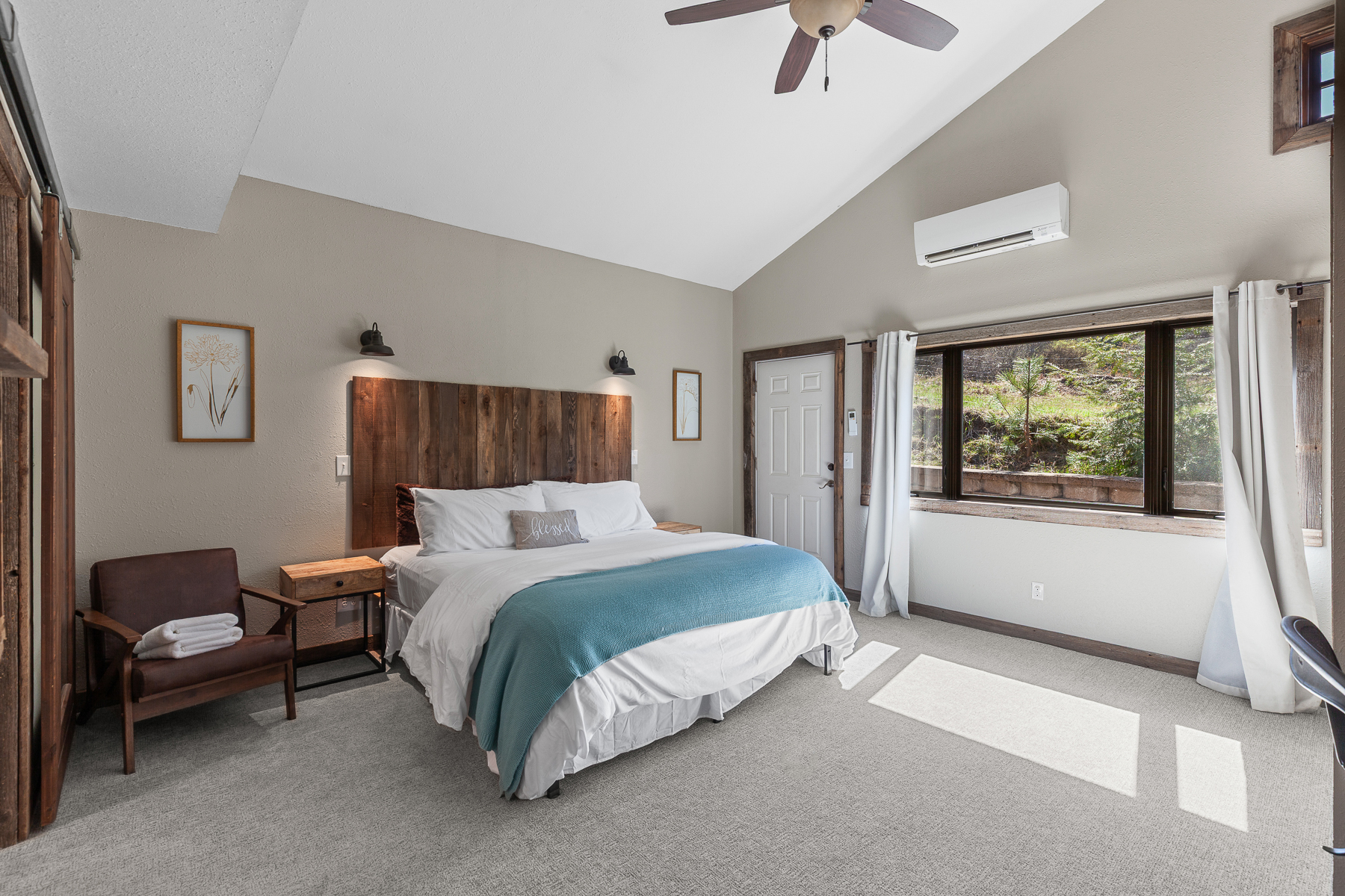 Your private retreat—king bed, soft linens, and a Smart TV for laid-back evenings. Main level.