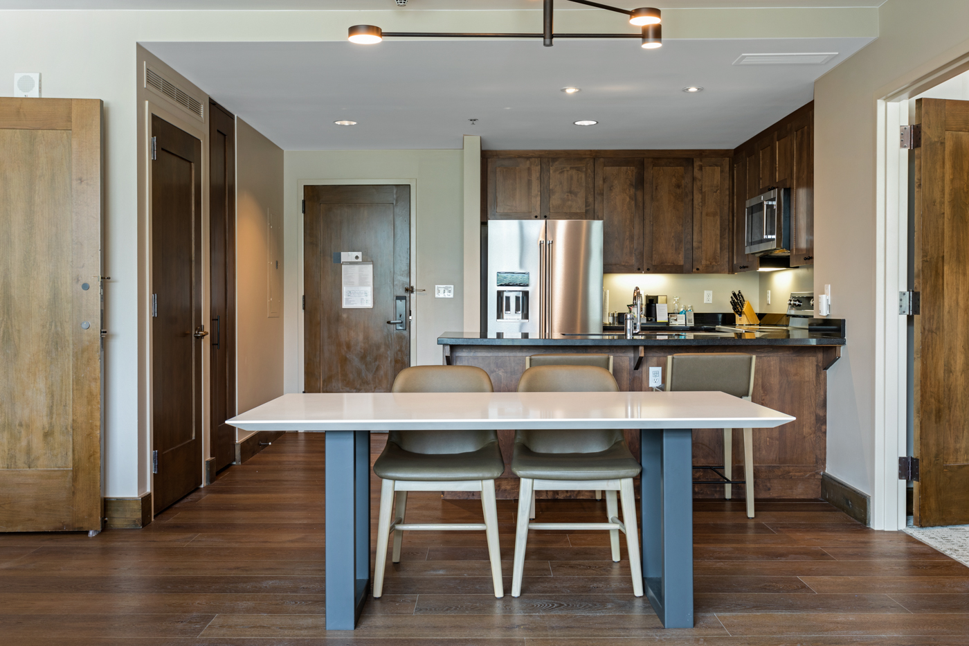 Enjoy meals together around a table that comfortably seats 4.
