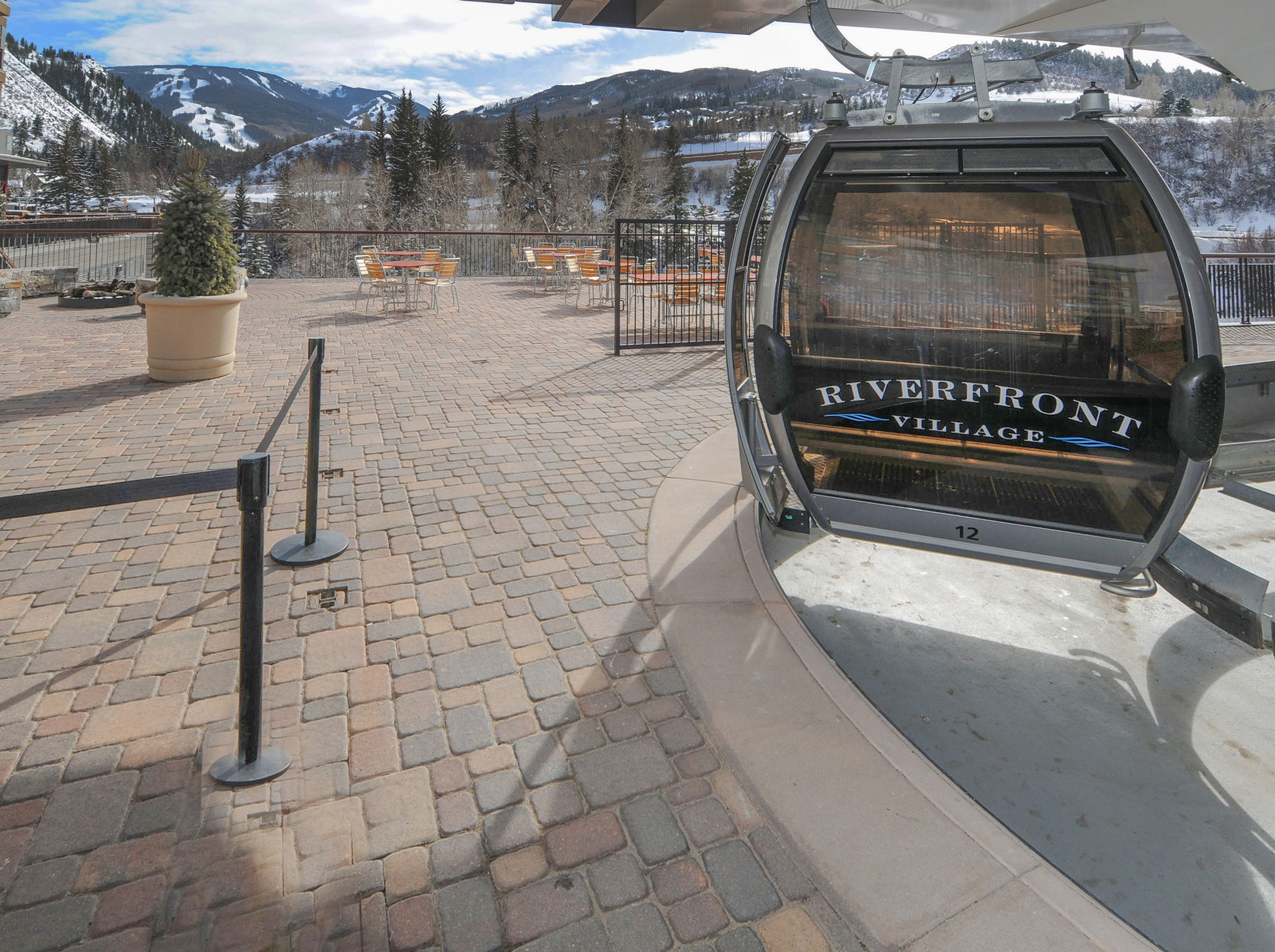 Direct gondola access to world-class skiing and snowboarding.