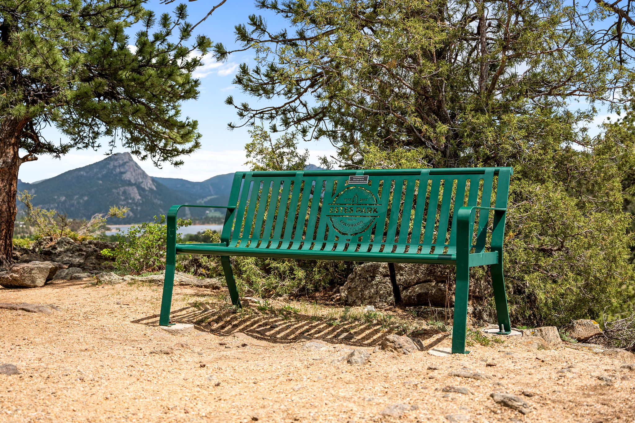 Lake Estes — a beautiful reservoir with stunning mountain views, great for fishing, kayaking, paddleboarding, and walking the surrounding trail.