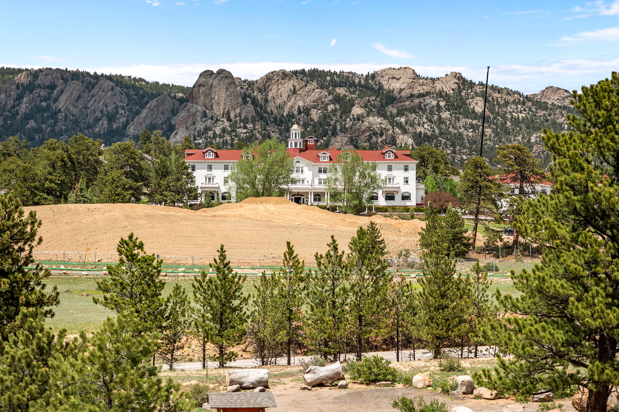 The legendary Stanley Hotel is just minutes away — stop in for a tour, dinner, or just to soak up a little Colorado history.