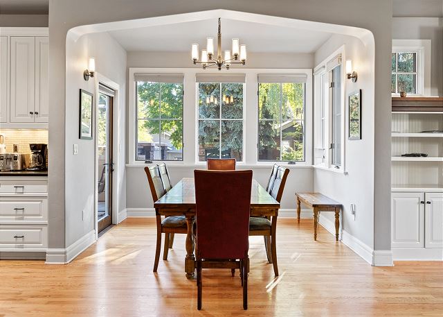 New! Luxury Bend Retreat Steps From Downtown & River 4