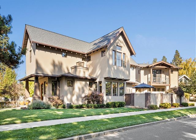 New! Luxury Bend Retreat Steps From Downtown & River