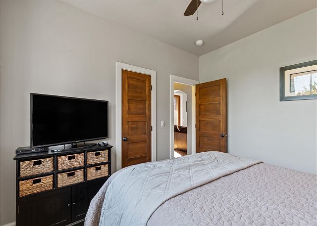 New! Luxury Bend Retreat Steps From Downtown & River 3