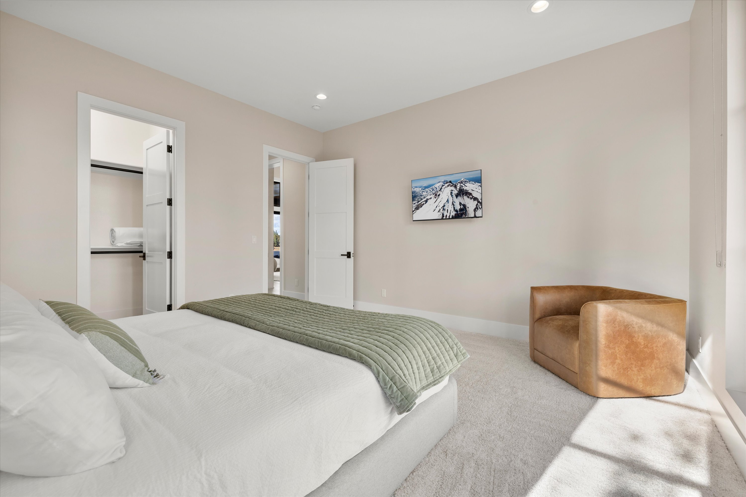 New! Palla Lane on Tanager Lake | Hot Tub| Lake Views | Photo 18