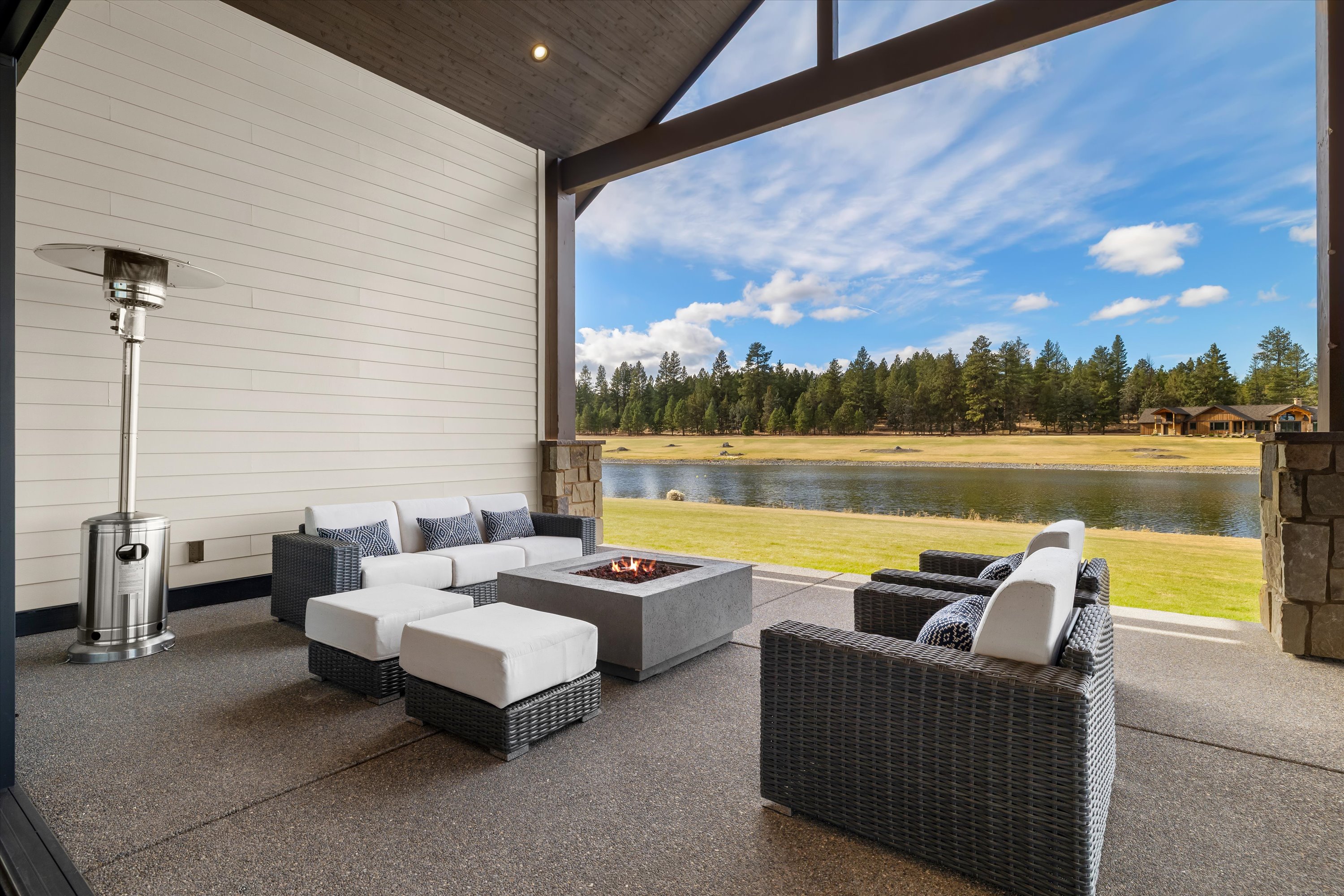 New! Palla Lane on Tanager Lake | Hot Tub| Lake Views | Photo 38