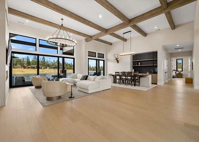 New! Palla Lane on Tanager Lake | Hot Tub| Lake Views 5