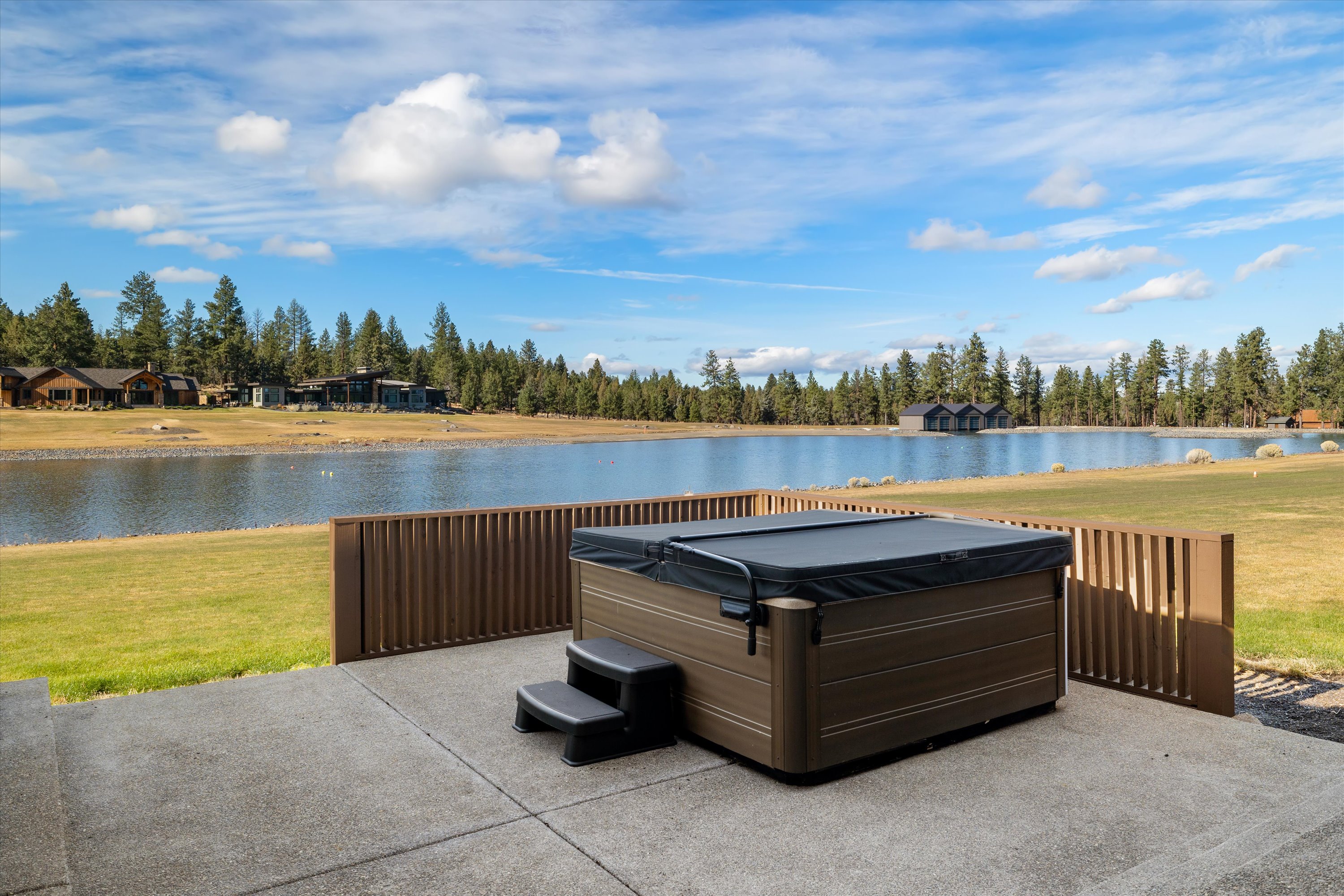 New! Palla Lane on Tanager Lake | Hot Tub| Lake Views | Photo 44