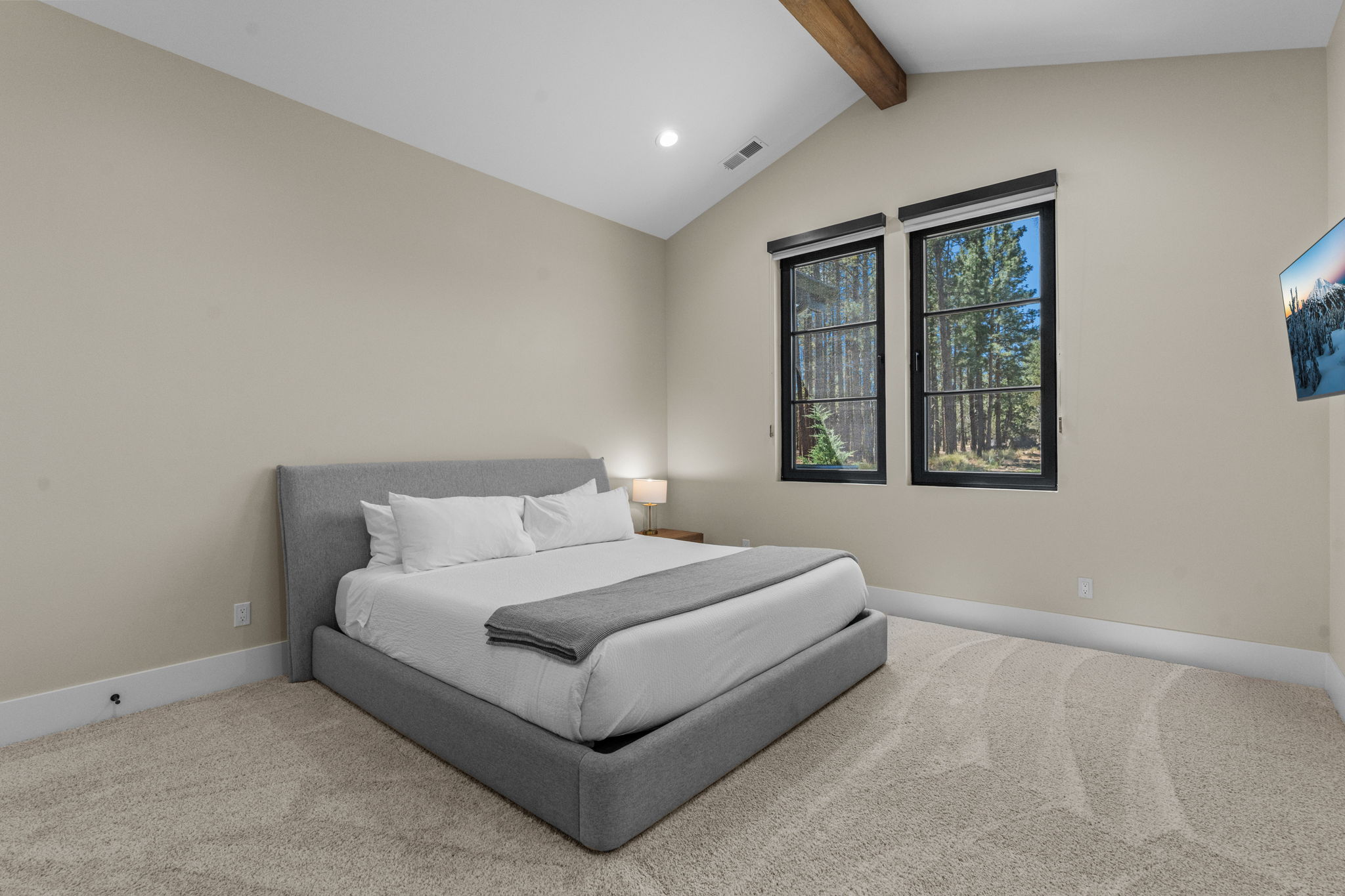 King bed with ensuite bathroom. 