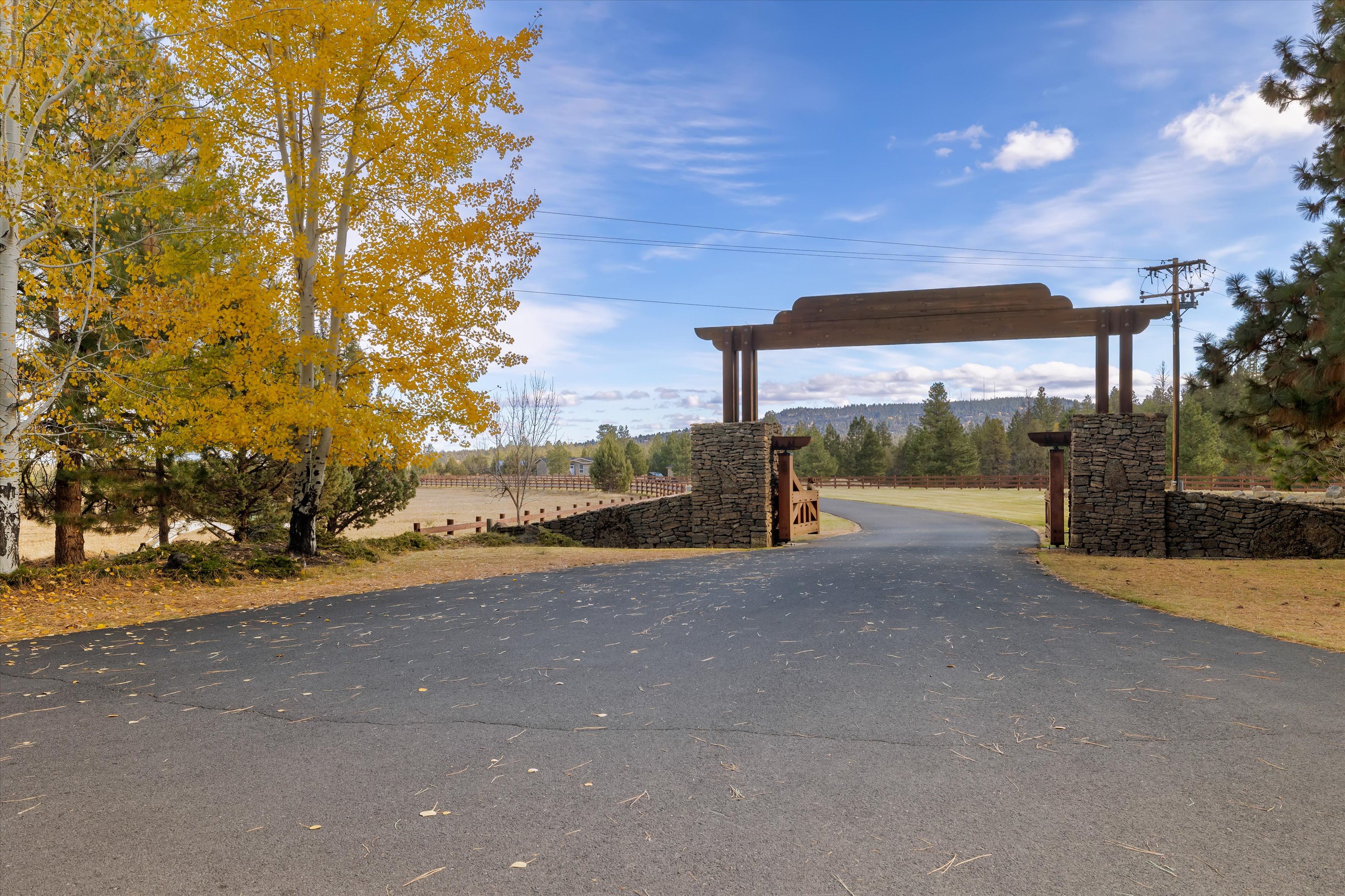 New! Palla Lane on Tanager Lake | Hot Tub| Lake Views | Photo 49