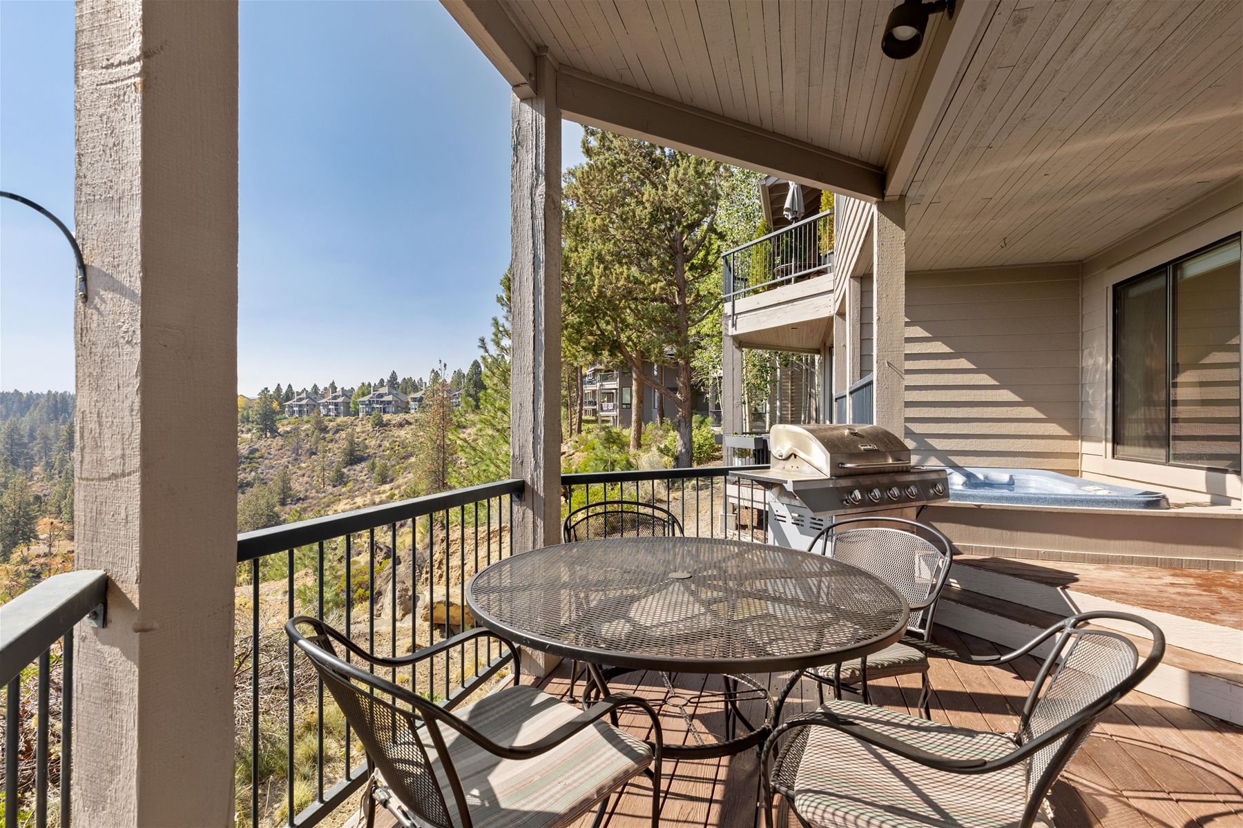 New! Deschutes River Escape with Hot Tub & Views | Photo 24