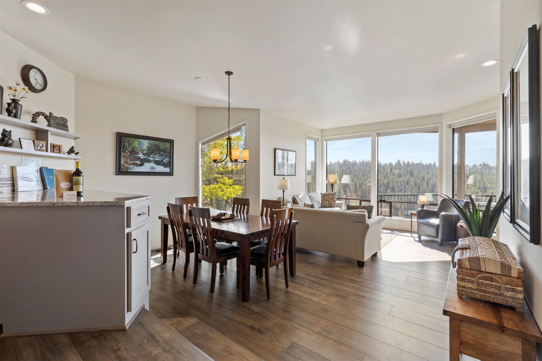New! Deschutes River Escape with Hot Tub & Views | Photo 19