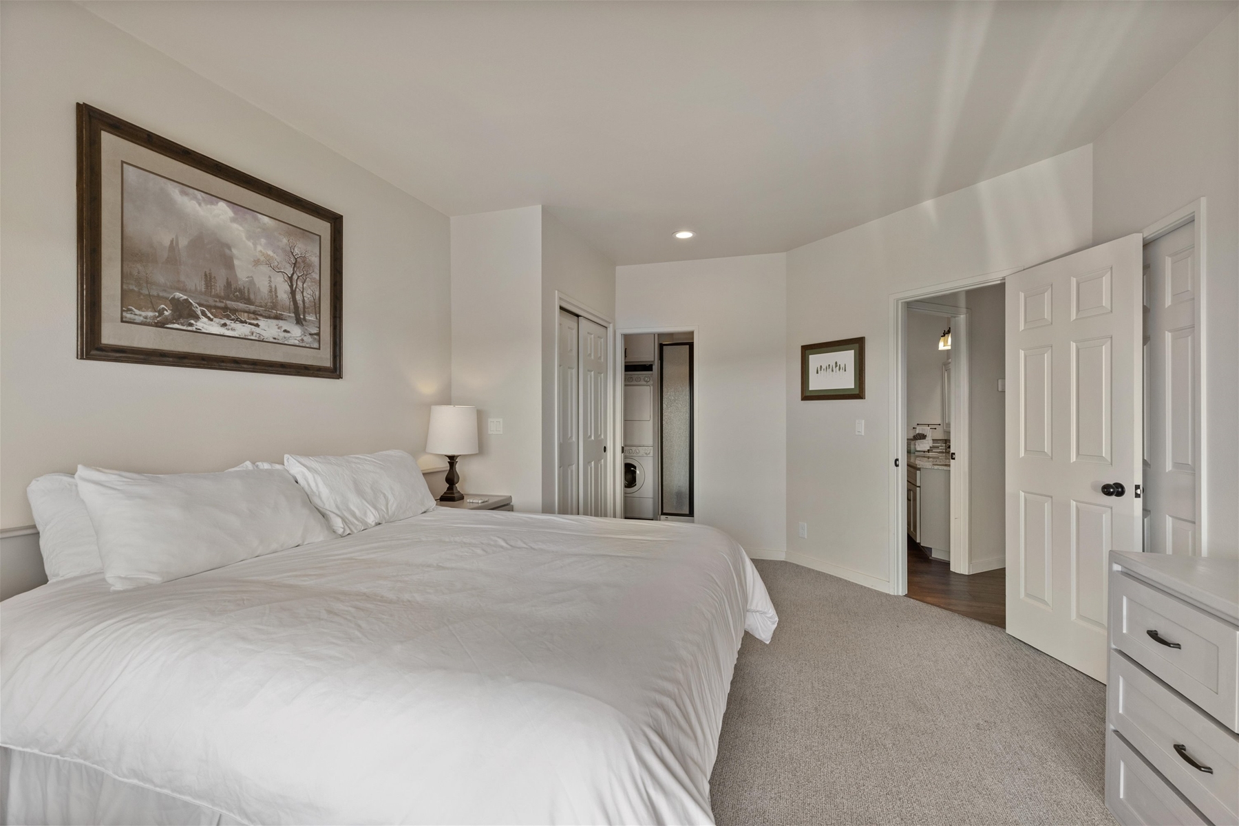 New! Deschutes River Escape with Hot Tub & Views | Photo 8