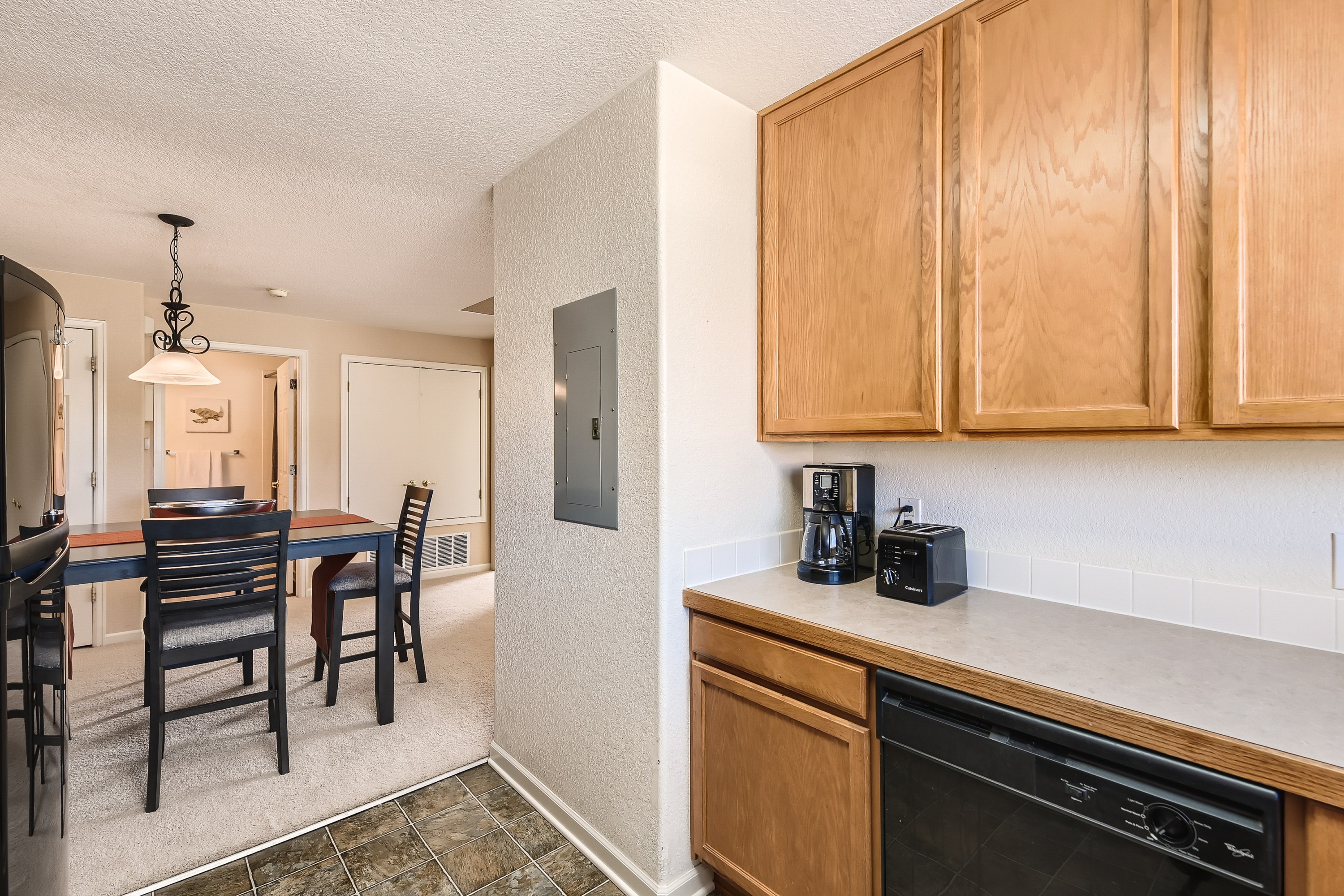 Open floor plan from dining room to kitchen. 