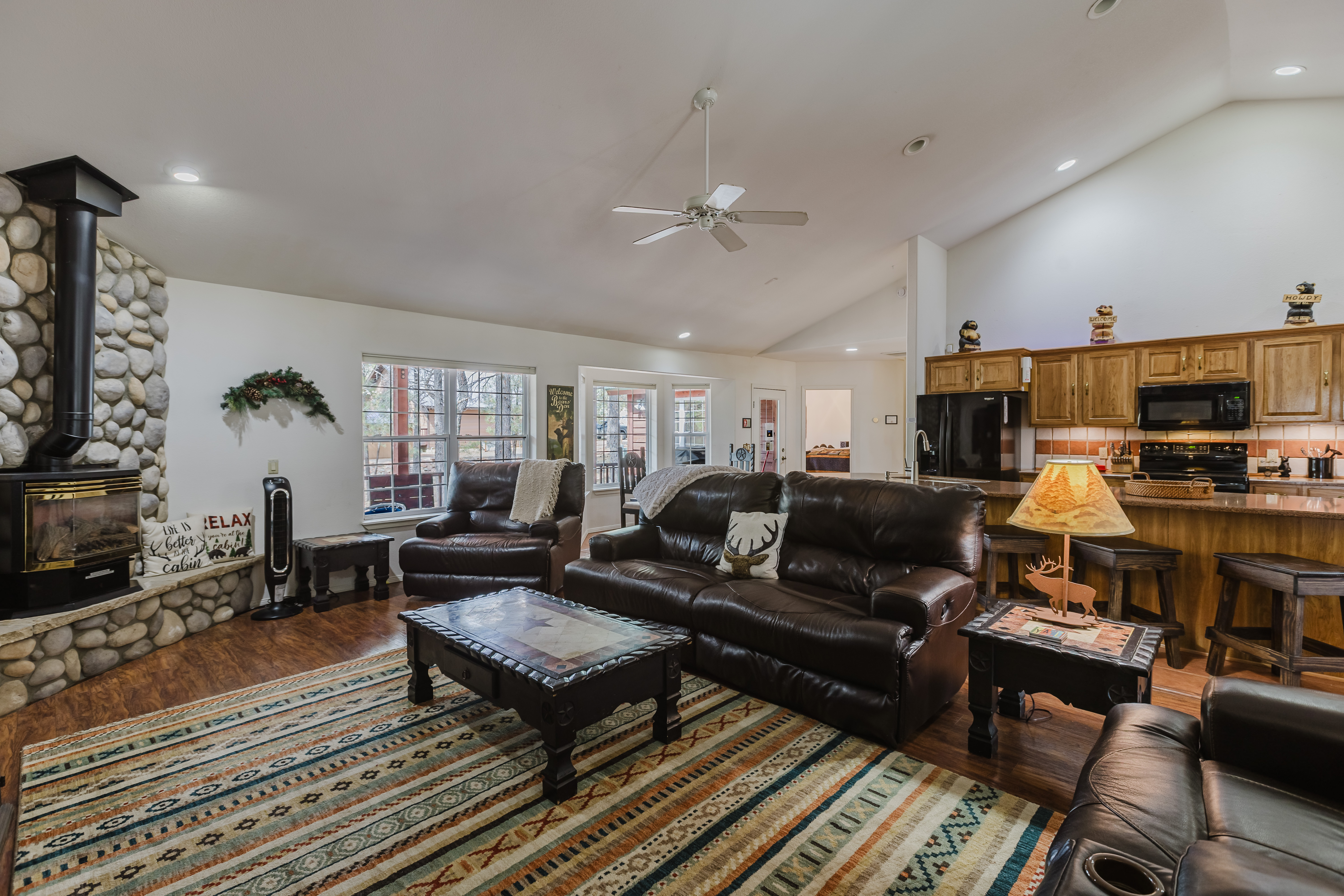 New Listing! Lakeview Cabin | Sleeps 12 | Photo 6