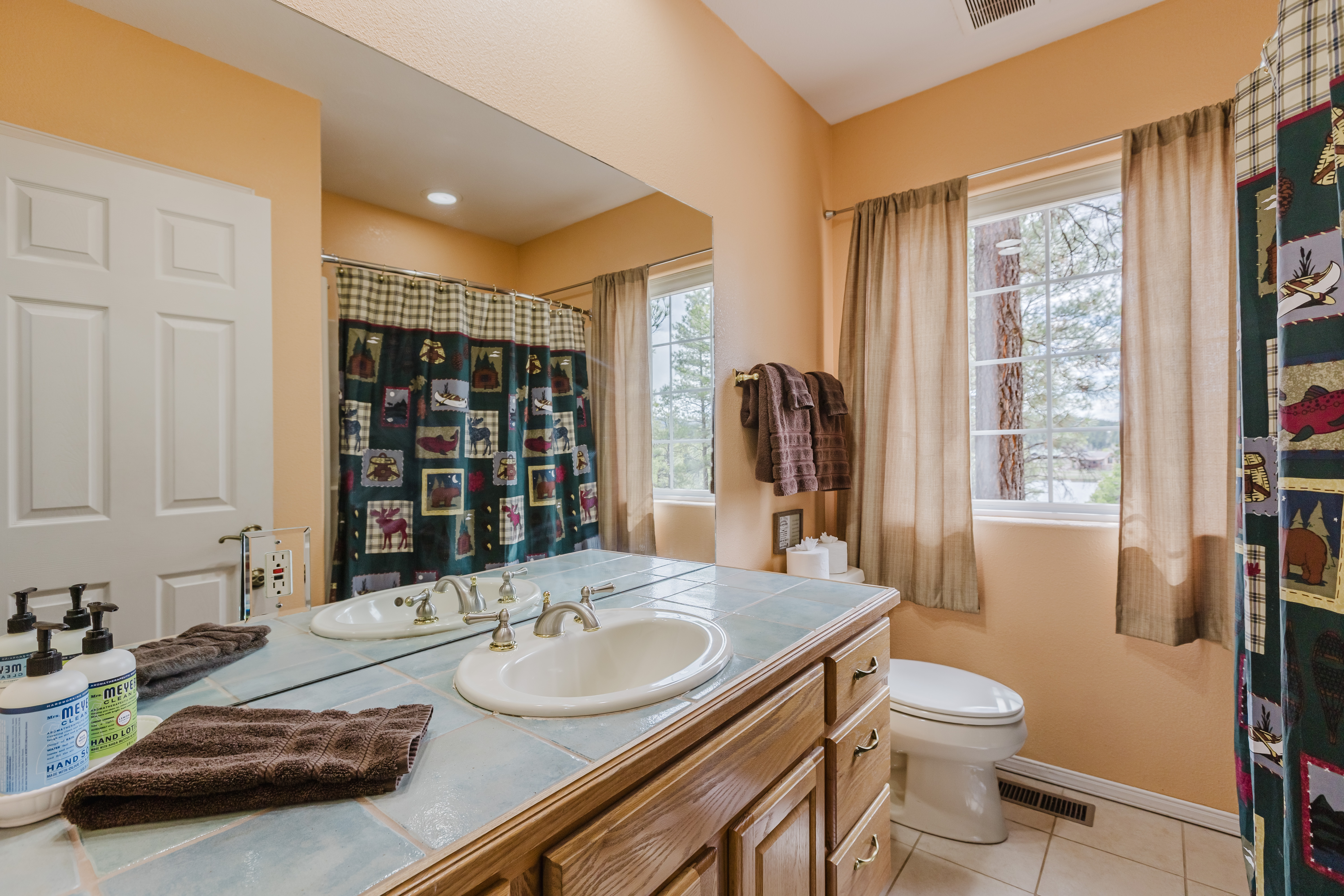 New Listing! Lakeview Cabin | Sleeps 12 | Photo 33