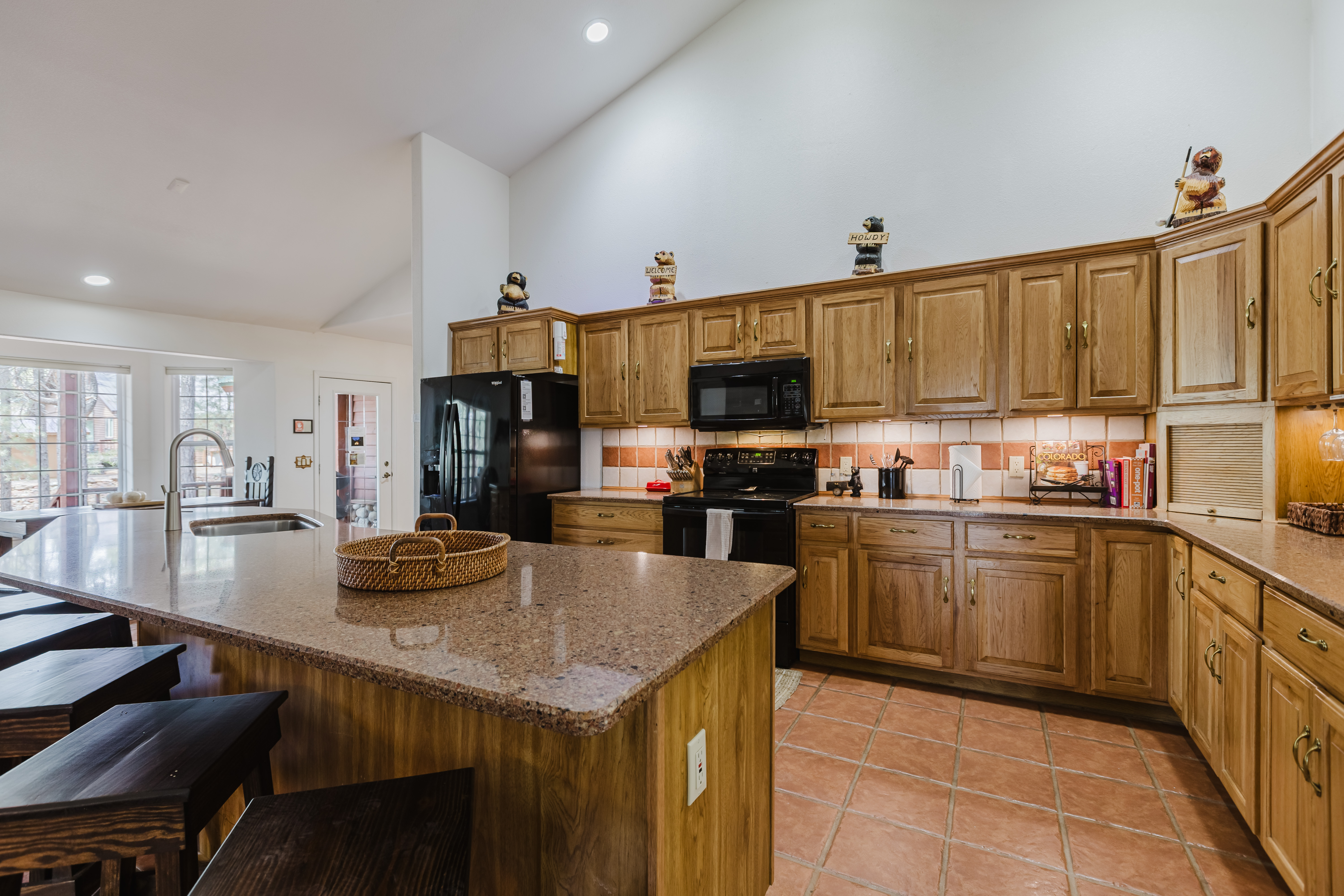 New Listing! Lakeview Cabin | Sleeps 12 | Photo 3
