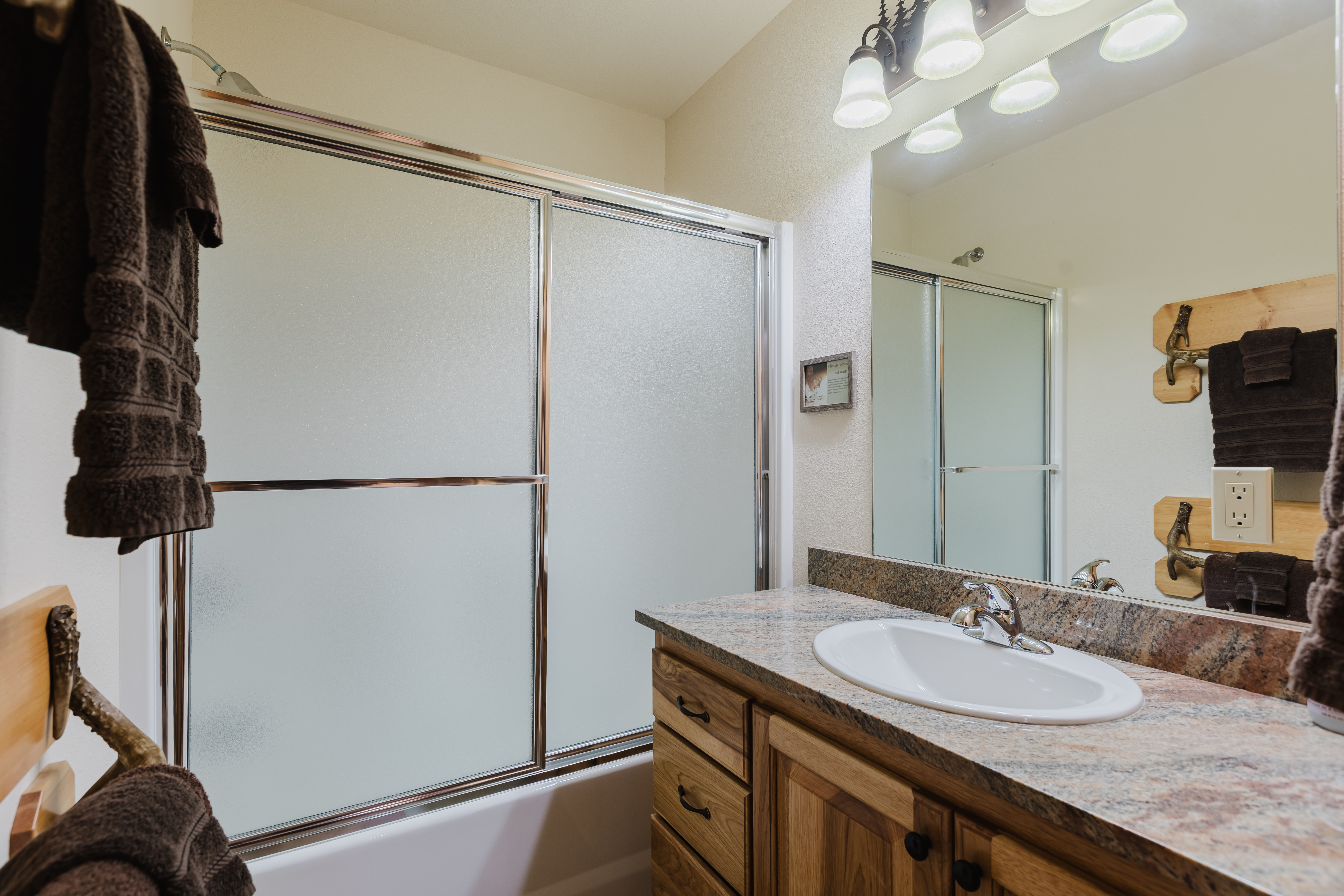 New Listing! Lakeview Cabin | Sleeps 12 | Photo 45