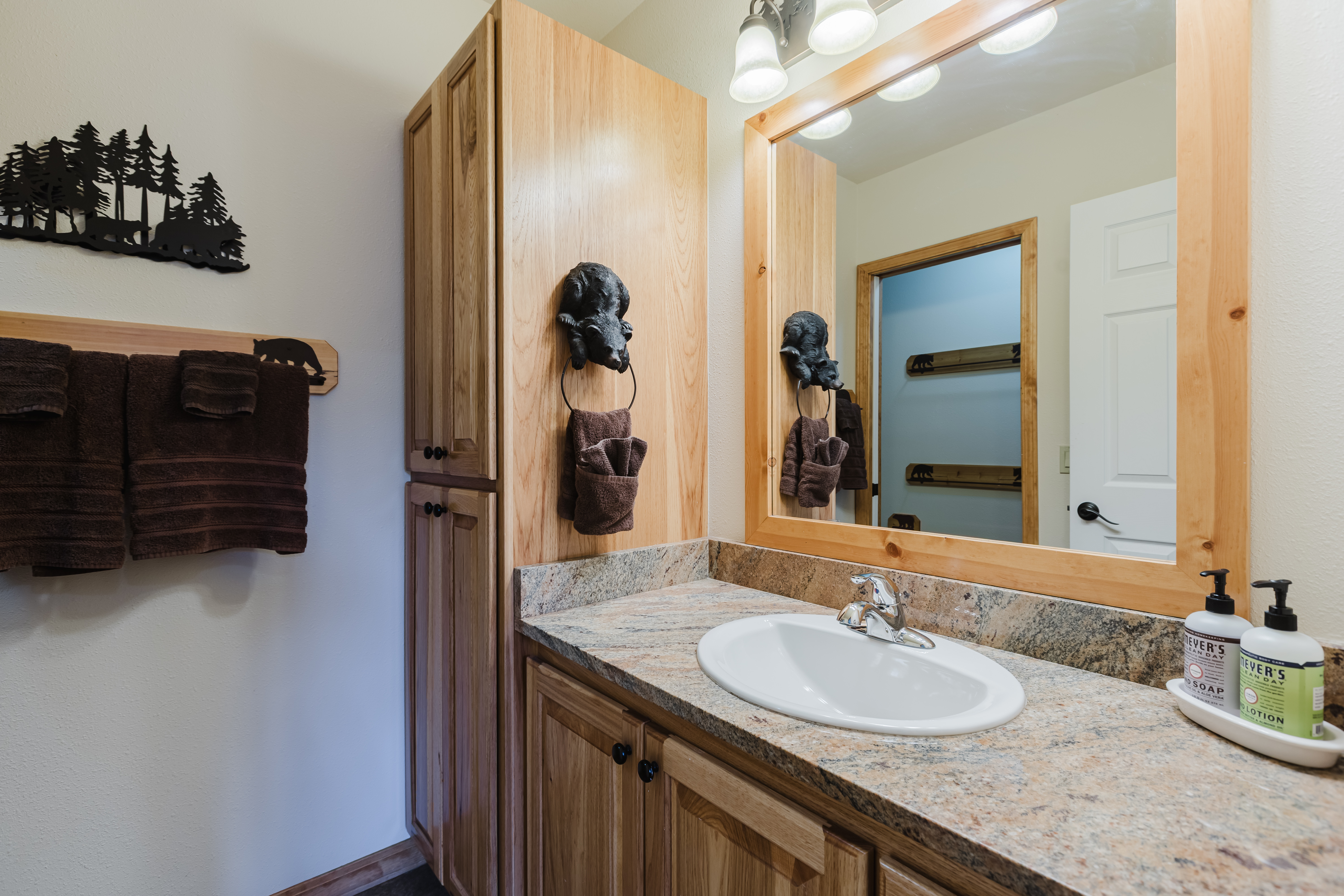 New Listing! Lakeview Cabin | Sleeps 12 | Photo 37