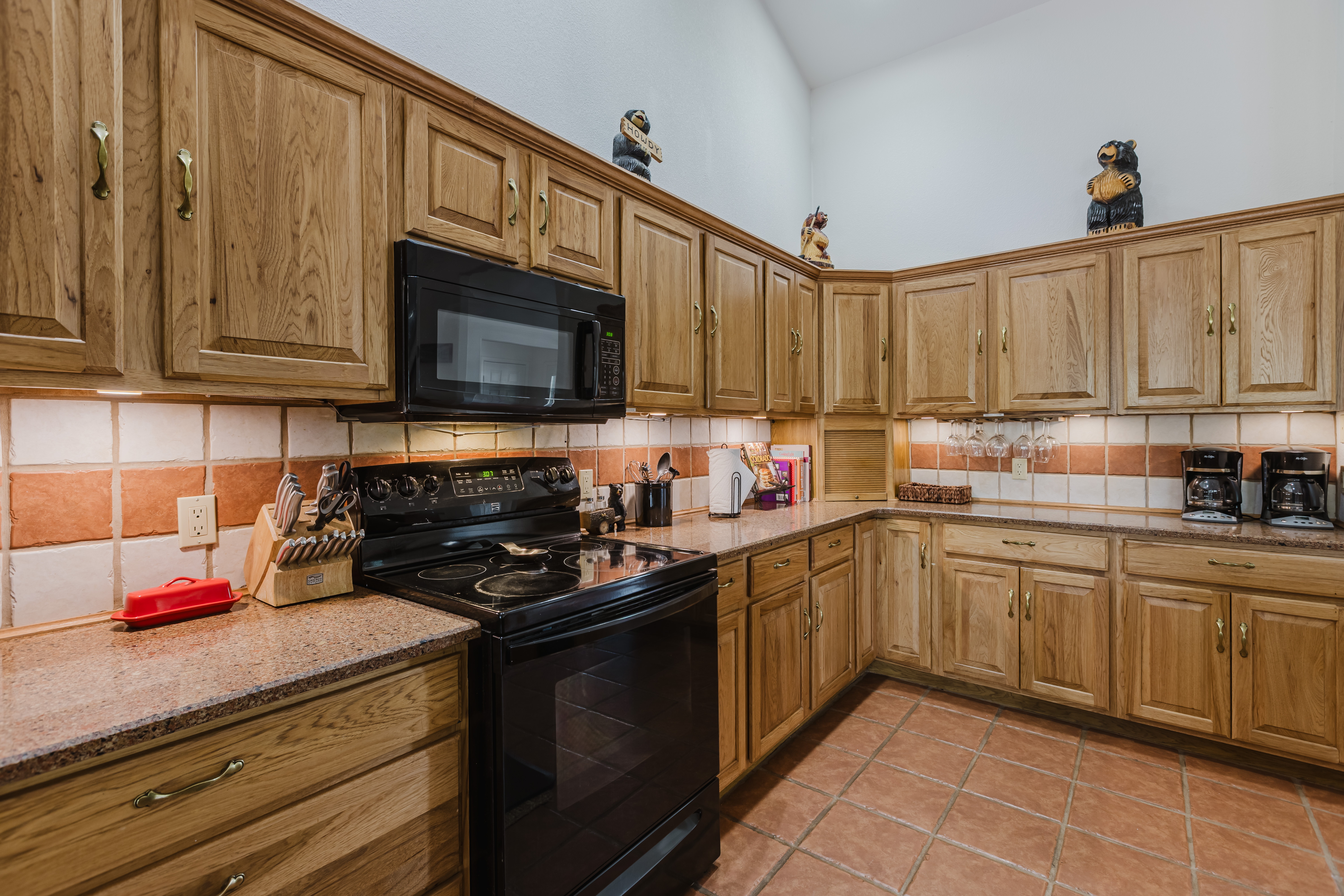 New Listing! Lakeview Cabin | Sleeps 12 | Photo 10