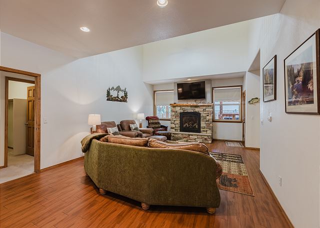 New Listing! Nestled in the Pines | Private Hot Tub | Walk to Trails 6
