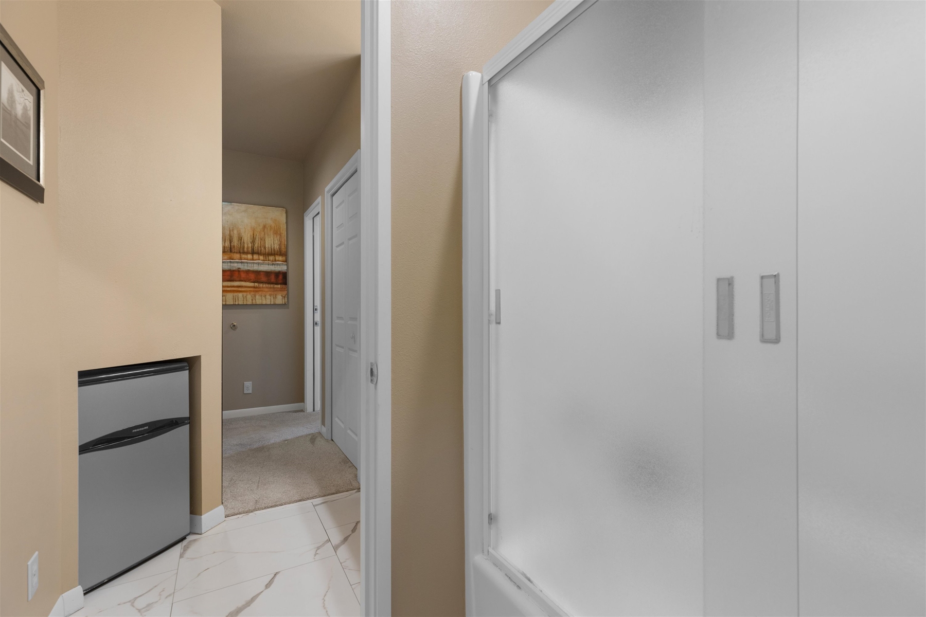 Guest bathroom. 