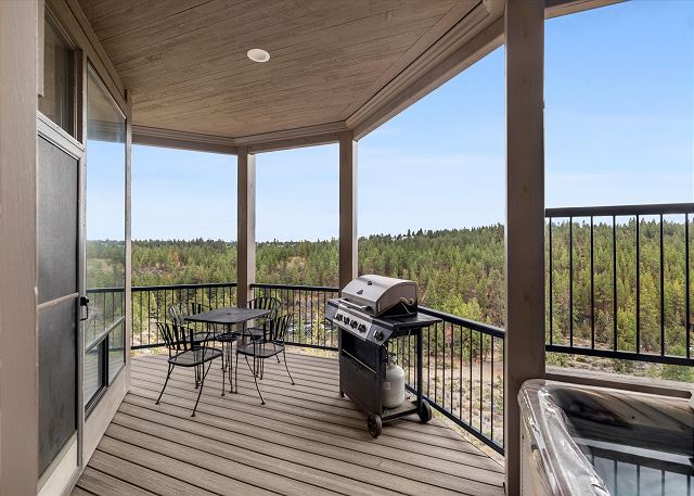 New Listing! River Views | Hot Tub | Near Mt. Bachelor 8