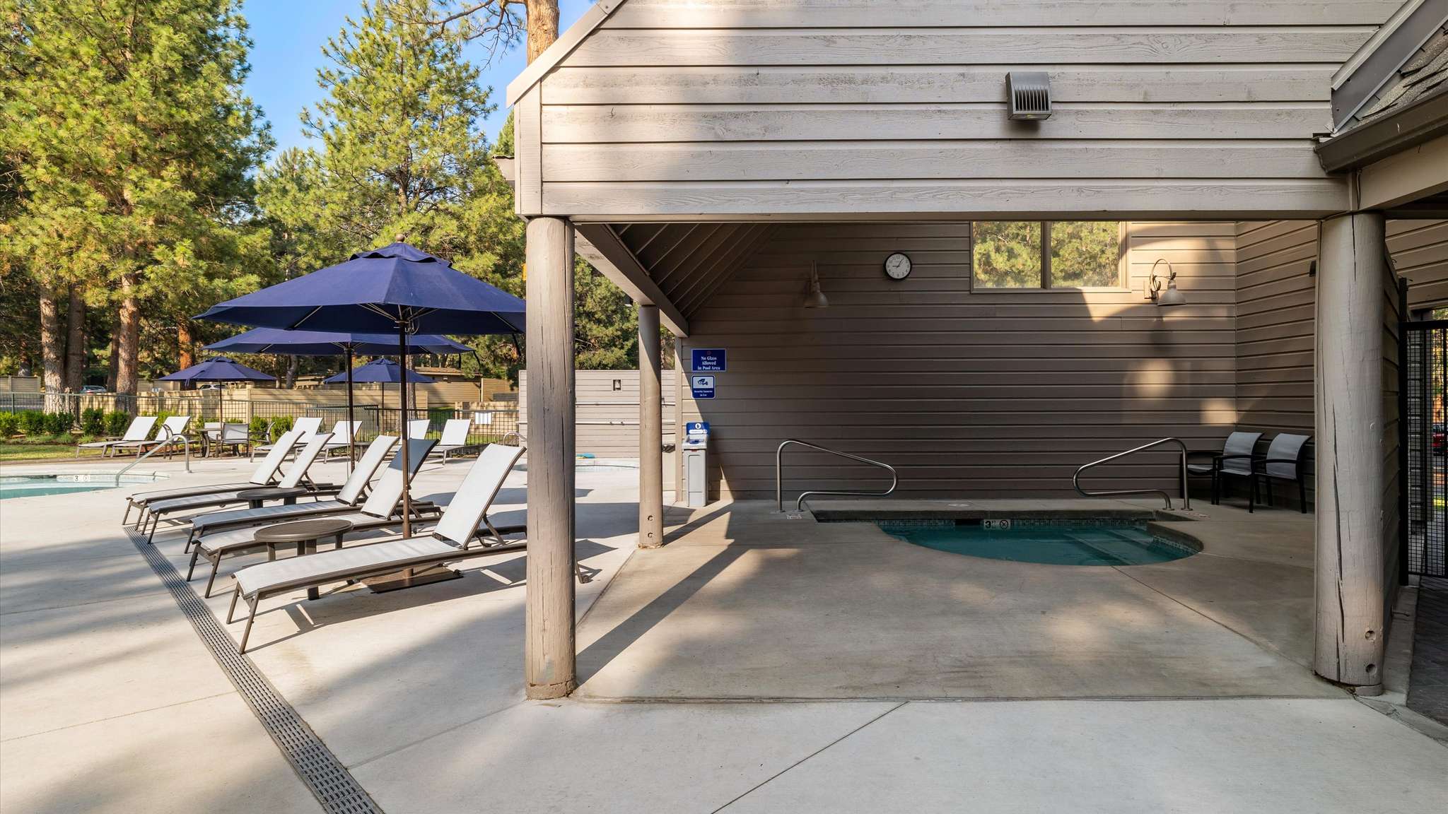 Community shaded hot tub. 