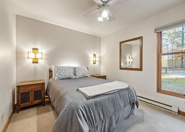 New! Affordable Mountain Escape | Pool - Hot Tub | Near Mt. Bachelor 4