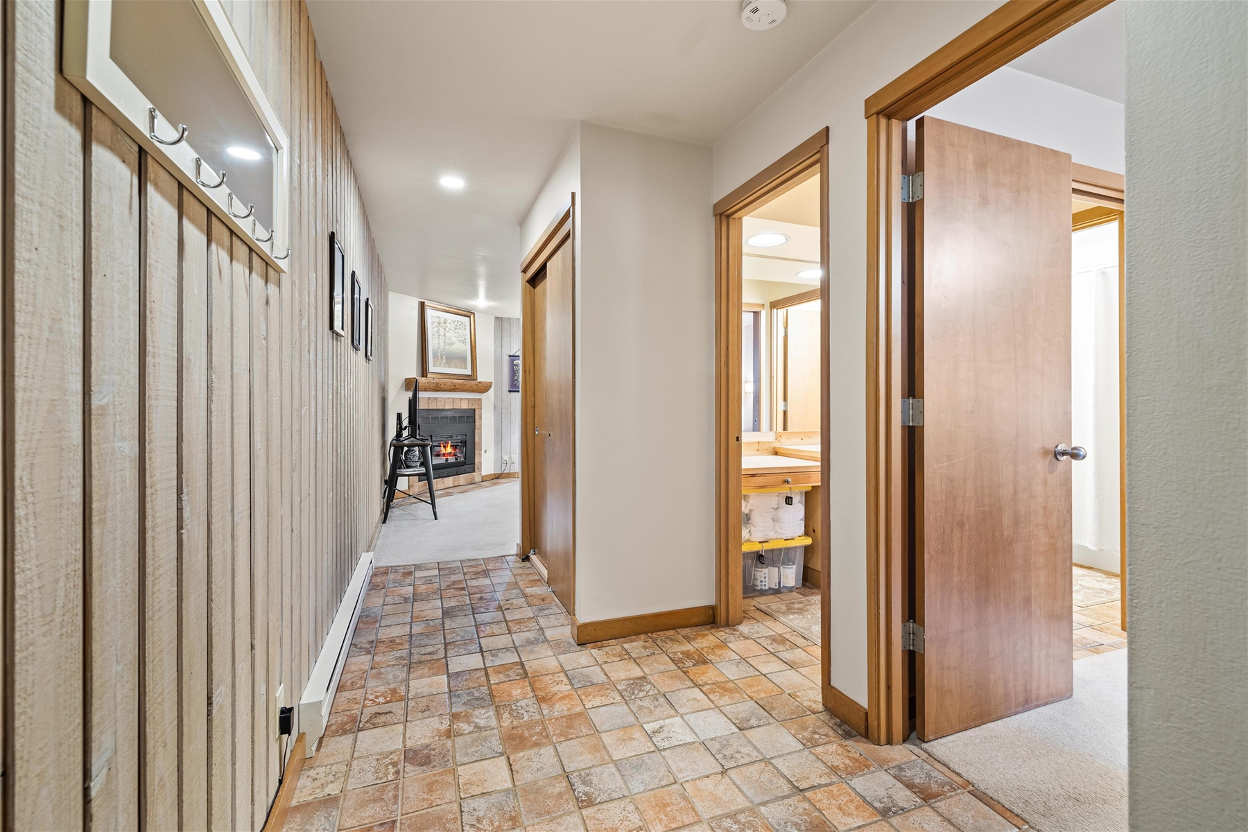 New! Affordable Mountain Escape | Pool - Hot Tub | Near Mt. Bachelor | Photo 14