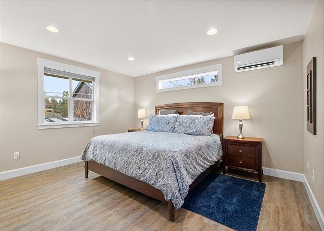 New! NW Bend Home | Private Hot Tub | Walk to Downtown 5
