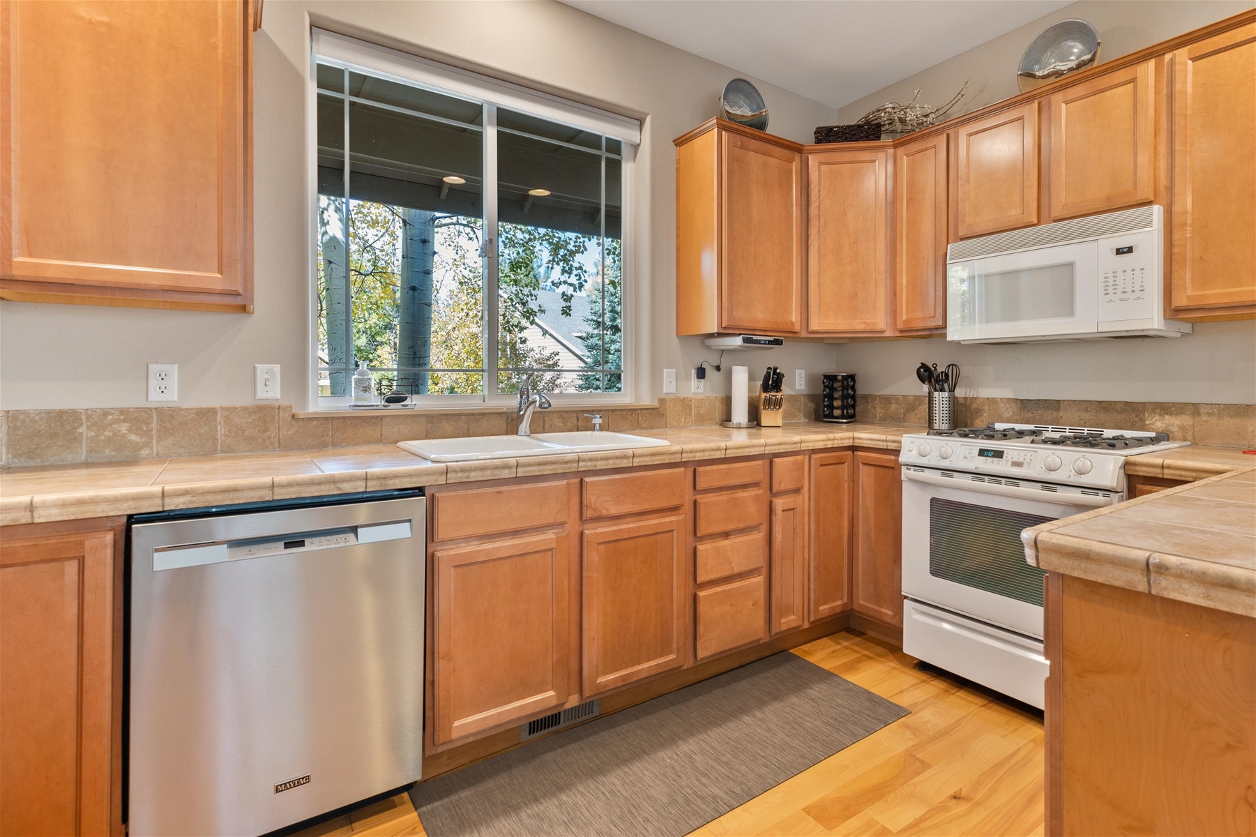 Everything you need to feel at home, right here in the heart of the kitchen