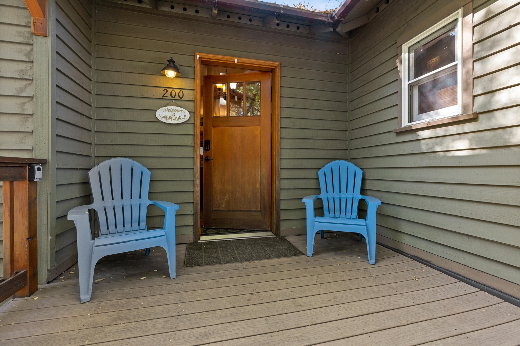 Entrance to cottage, sleeps 6.