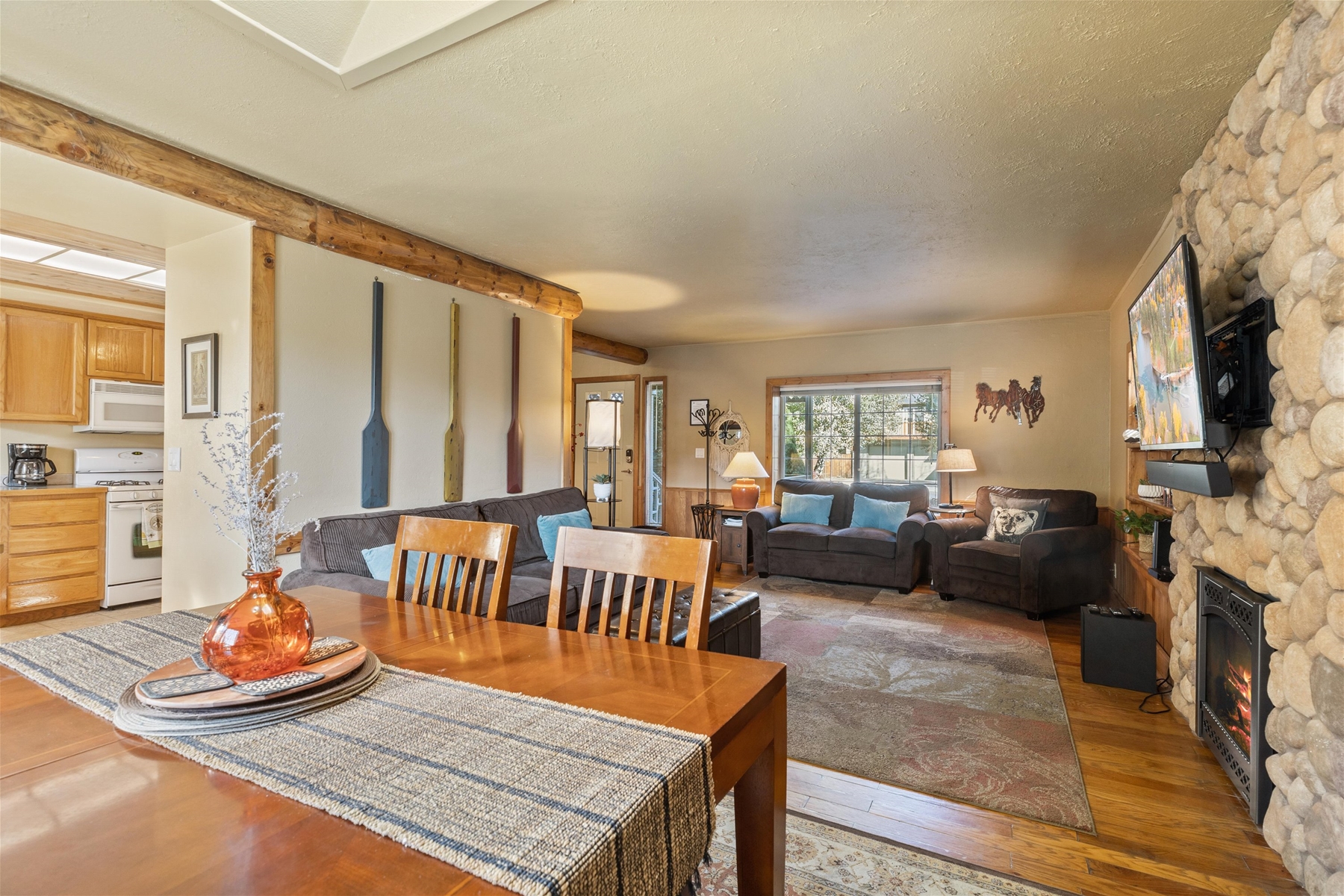 New! Historic Bend Cottage | Walk to Deschutes River & Downtown Shops | Photo 14
