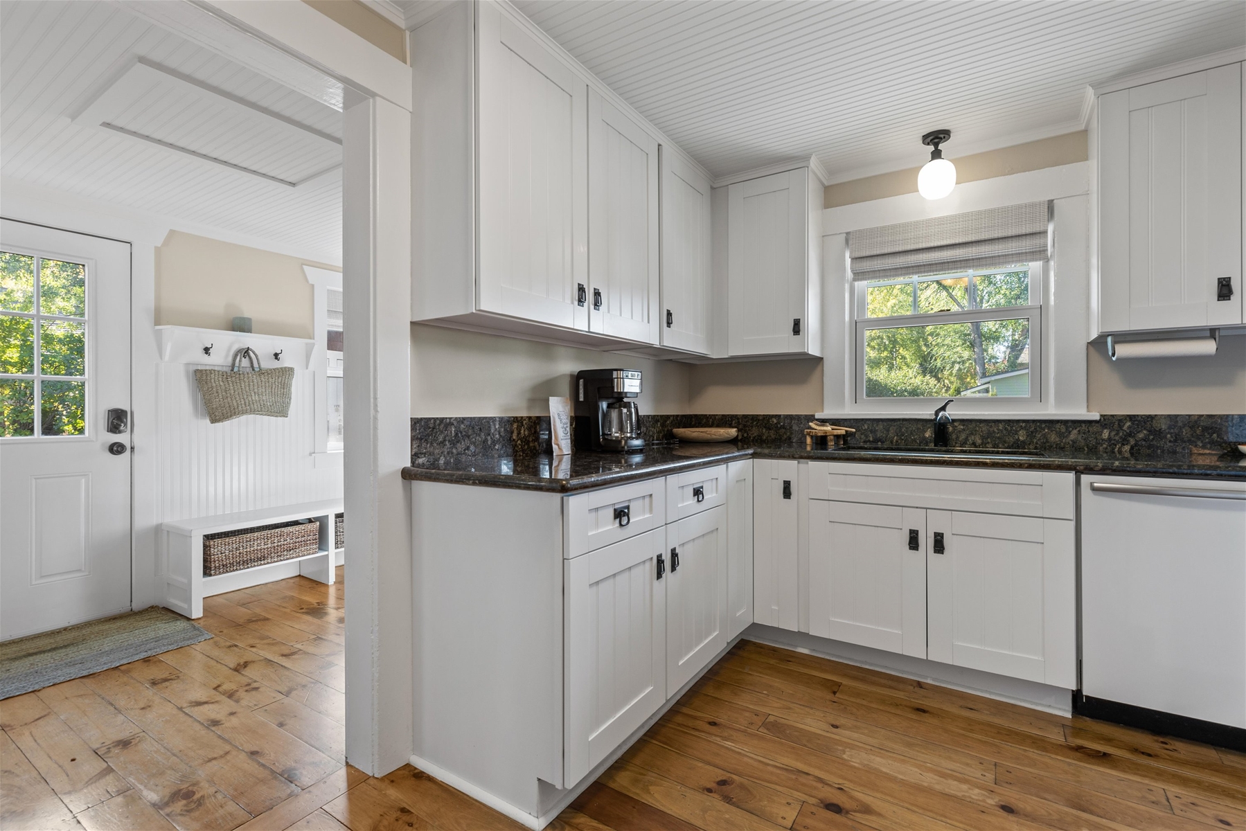 Whip up your favorite meals in this beautifully designed kitchen