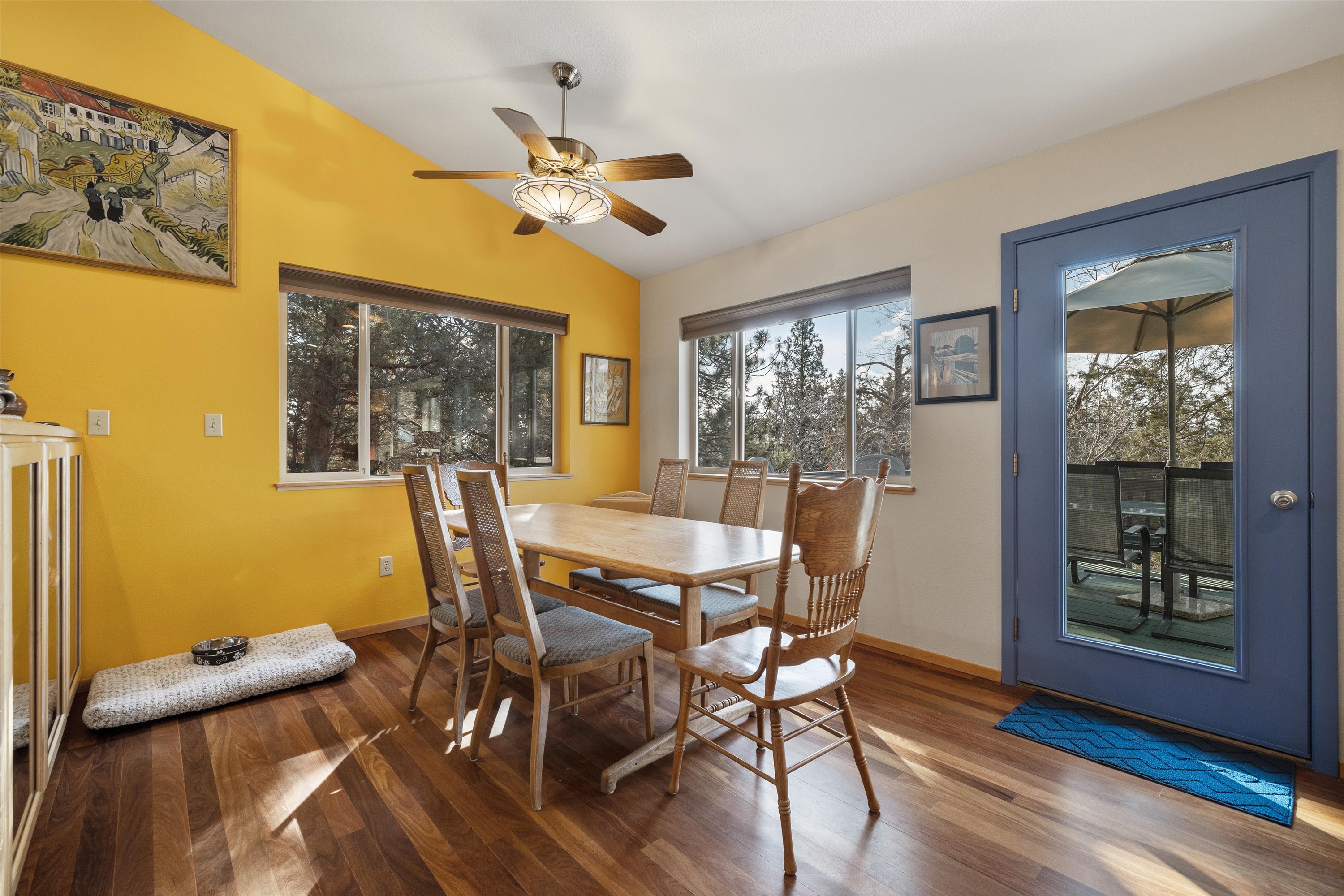Enjoy meals together around a table that comfortably seats 6.