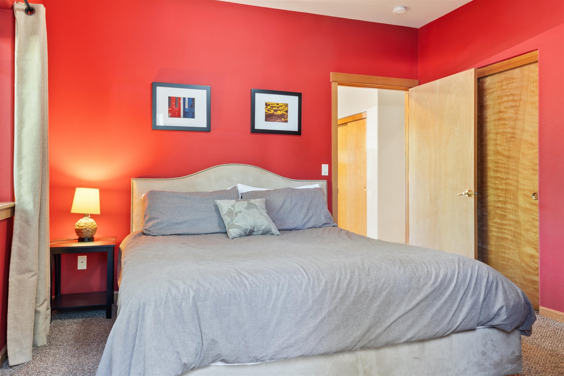 California King room with private entrance to the backyard and hot tub – Main level. 
